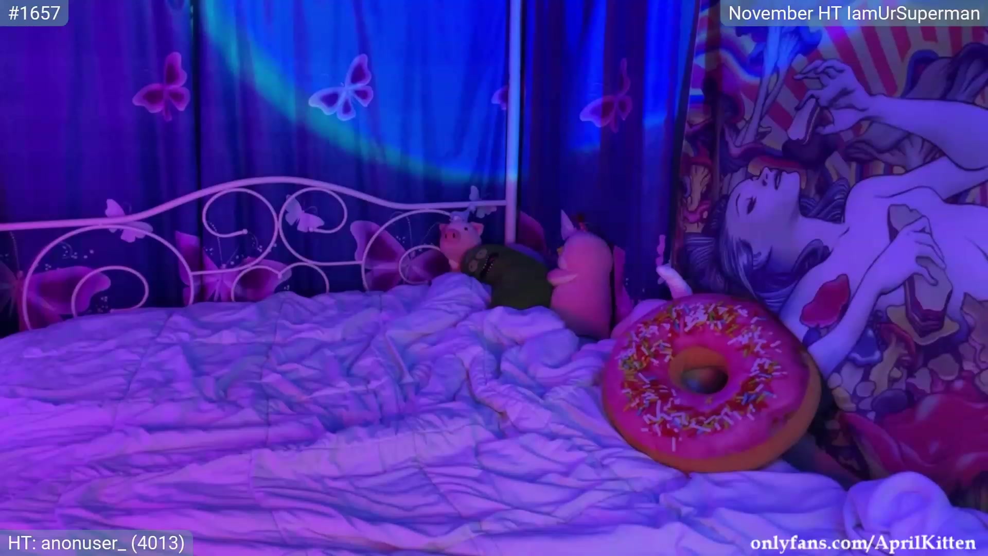 Gallery image thumbnail from April's myfreecams stream on, 11/22/2023, 06:42 image 14 of 20