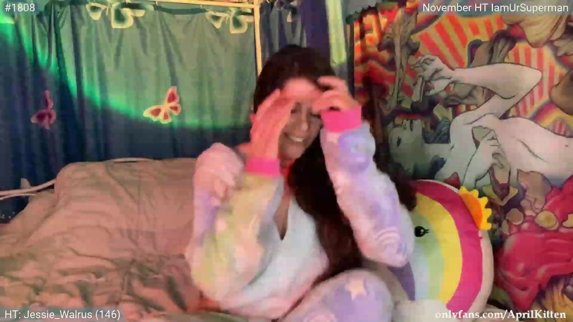 Gallery image thumbnail from April's myfreecams stream on, 11/25/2023, 07:24 image 12 of 20