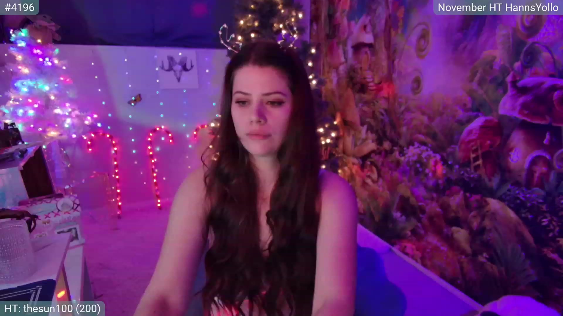 Gallery image thumbnail from April's myfreecams stream on, 12/05/2023, 09:12 image 15 of 20