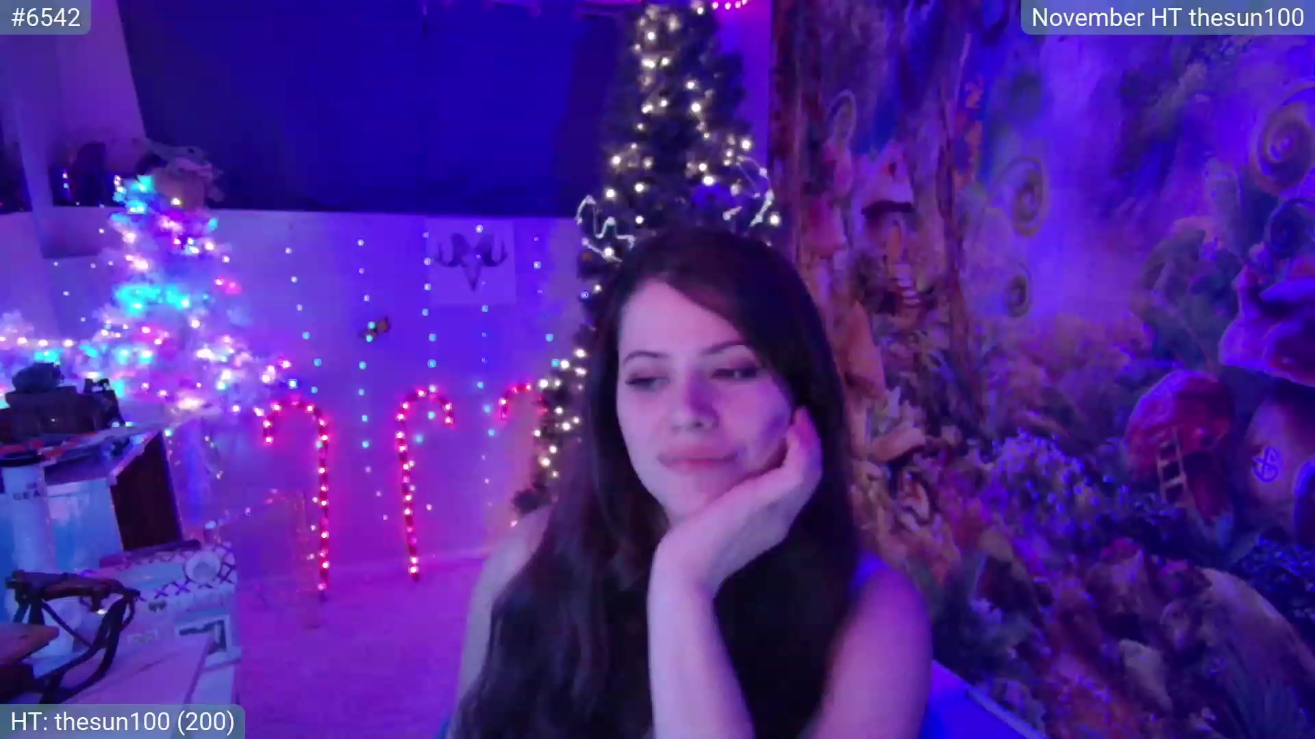 Gallery image thumbnail from April's myfreecams stream on, 12/05/2023, 09:12 image 3 of 20