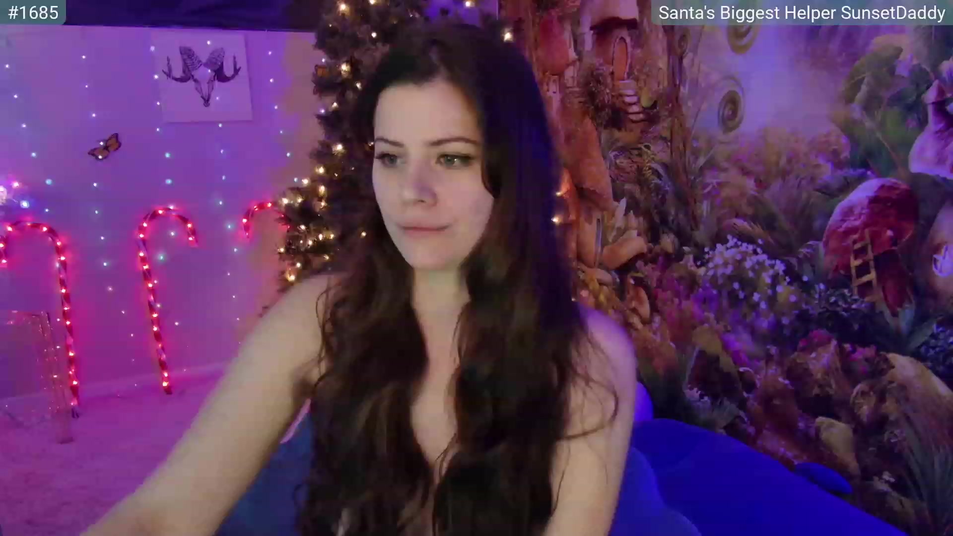 Gallery image thumbnail from April's myfreecams stream on, 12/07/2023, 10:40 image 13 of 20