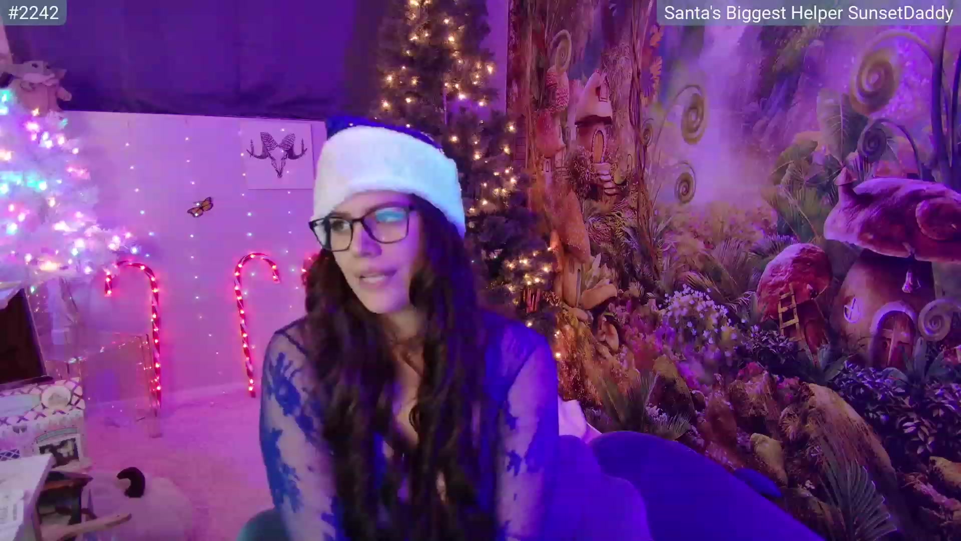 Gallery image thumbnail from April's myfreecams stream on, 12/15/2023, 07:34 image 7 of 20