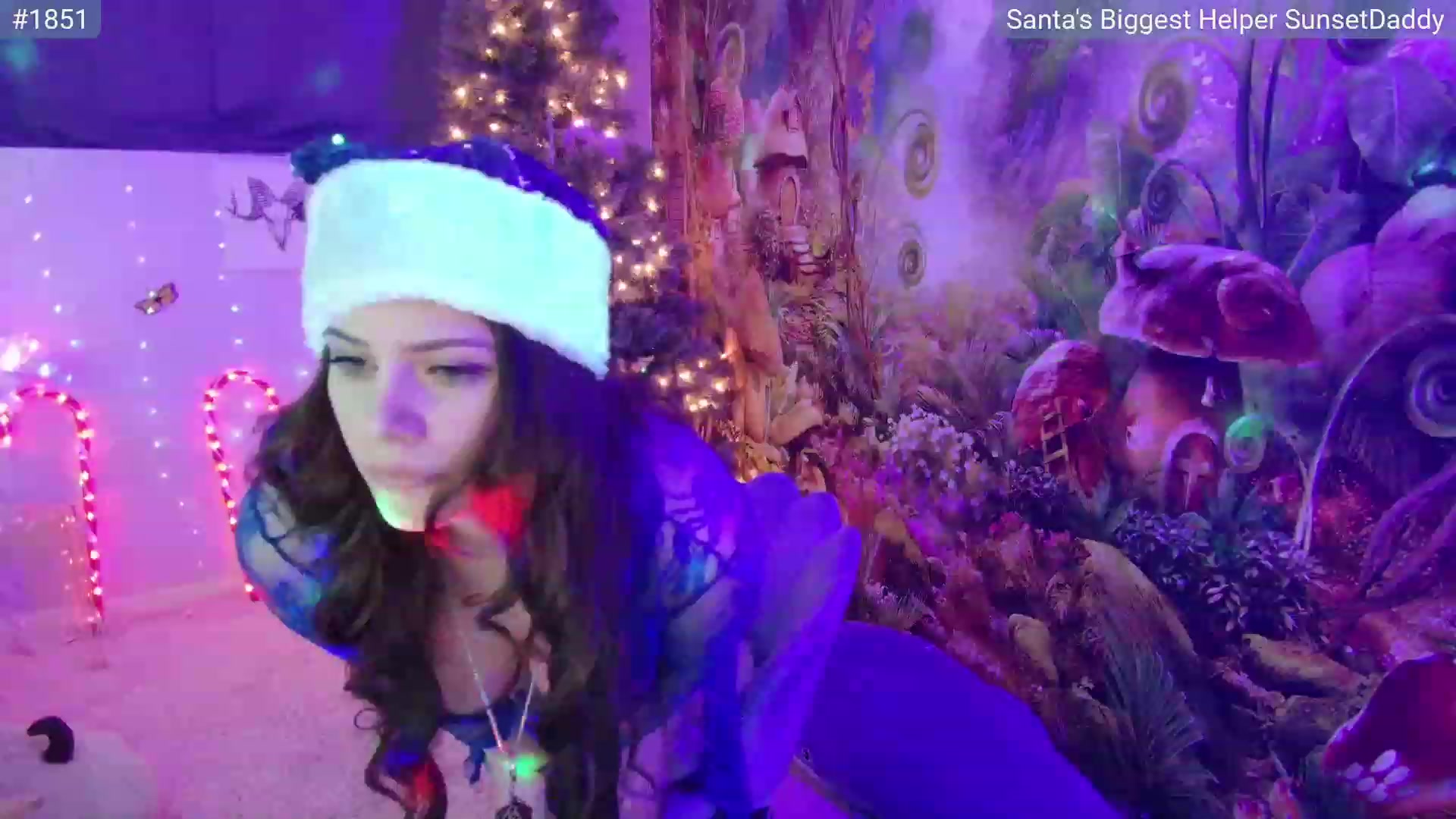 Gallery image thumbnail from April's myfreecams stream on, 12/15/2023, 09:05 image 18 of 20