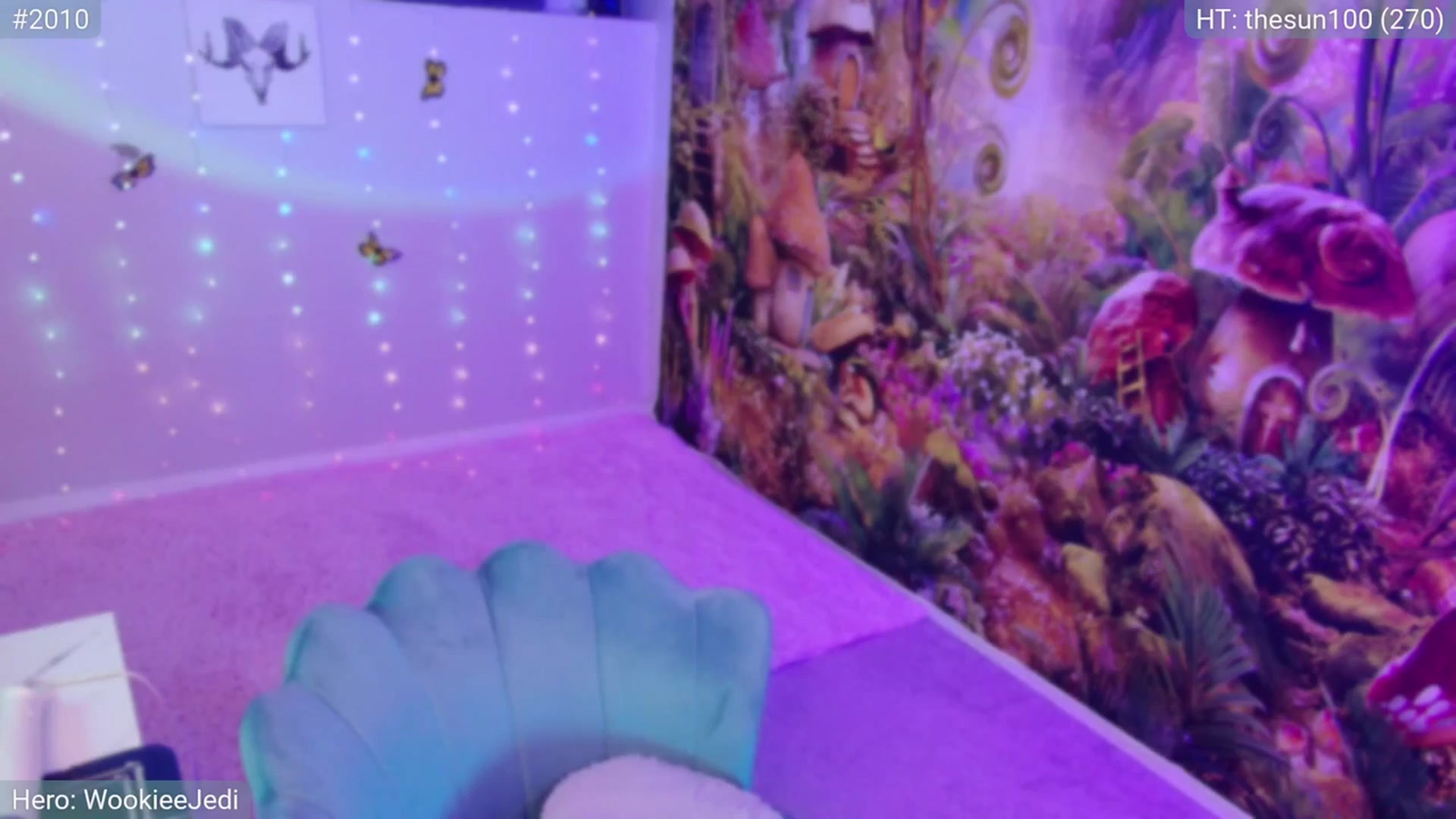 Gallery image thumbnail from April's myfreecams stream on, 01/24/2024, 04:36 image 13 of 20