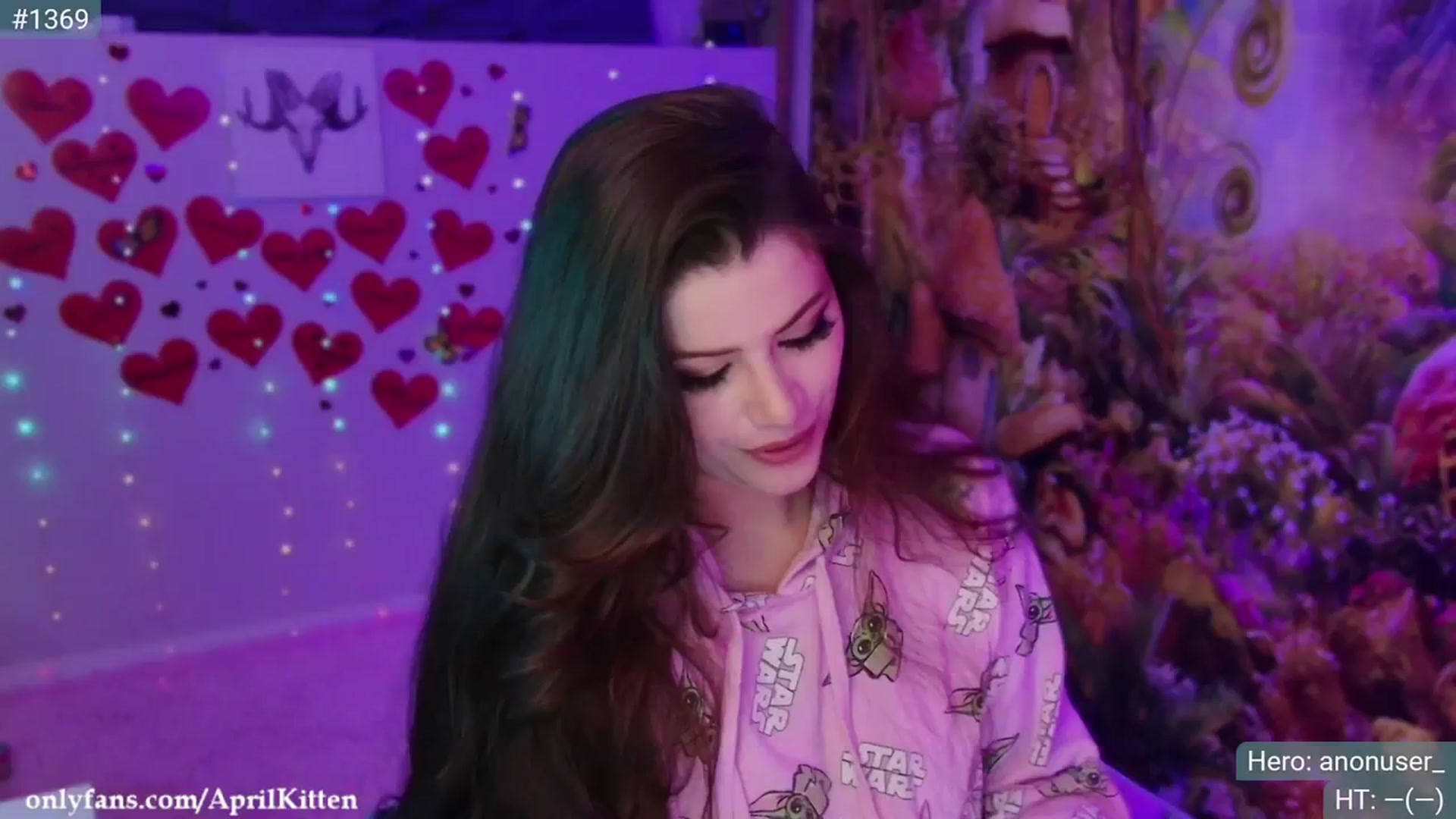 Gallery image thumbnail from April's myfreecams stream on, 03/05/2024, 04:48 image 8 of 20