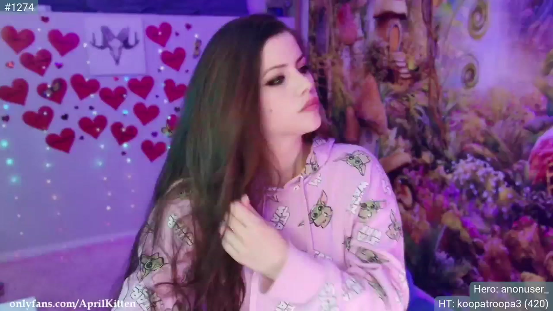 Gallery image thumbnail from April's myfreecams stream on, 03/05/2024, 04:48 image 20 of 20