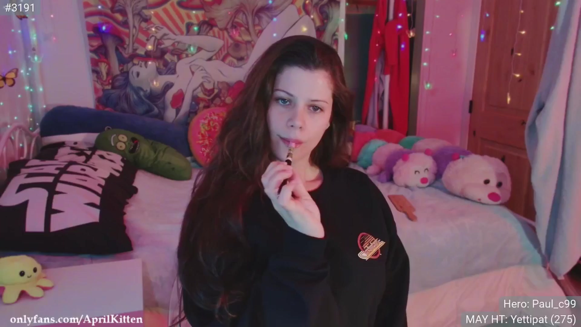 Gallery image thumbnail from April's myfreecams stream on, 05/04/2024, 04:41 image 18 of 20