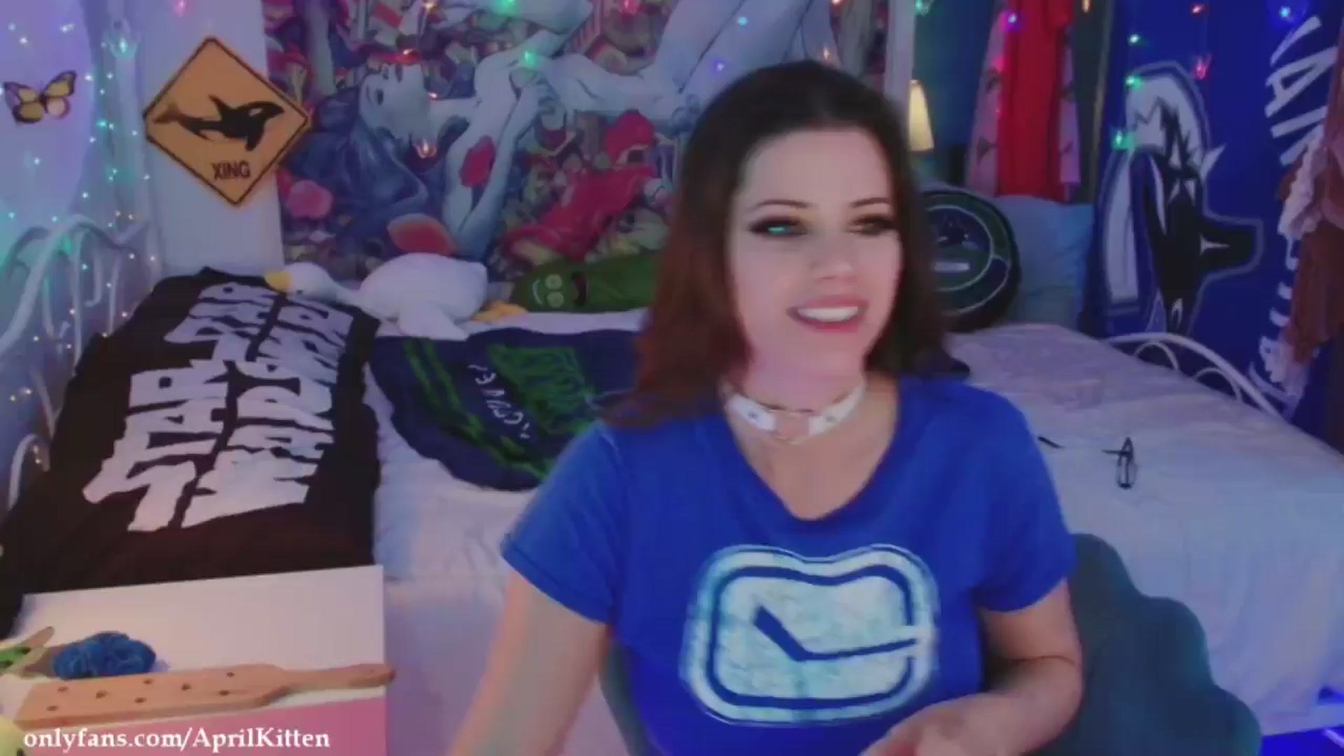 Gallery image thumbnail from April's myfreecams stream on, 05/20/2024, 06:37 image 9 of 20