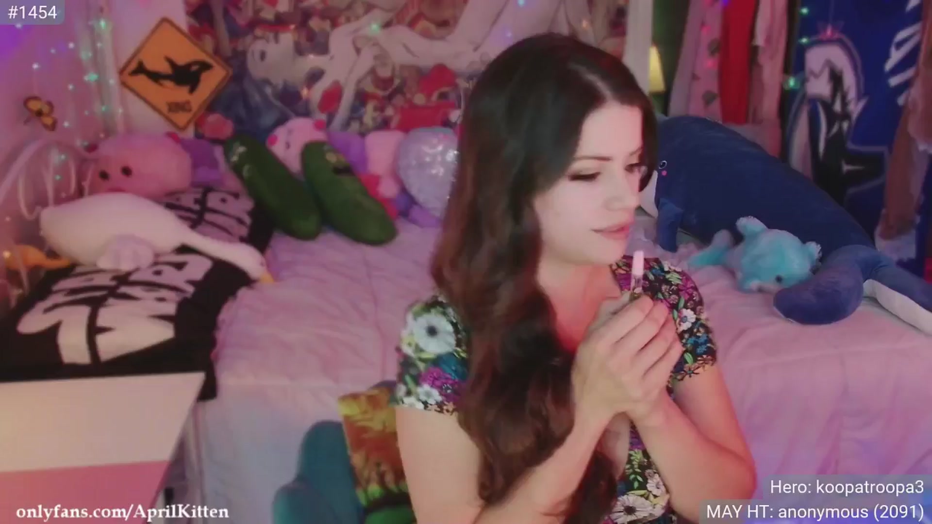 Gallery image thumbnail from April's myfreecams stream on, 05/23/2024, 04:31 image 4 of 20