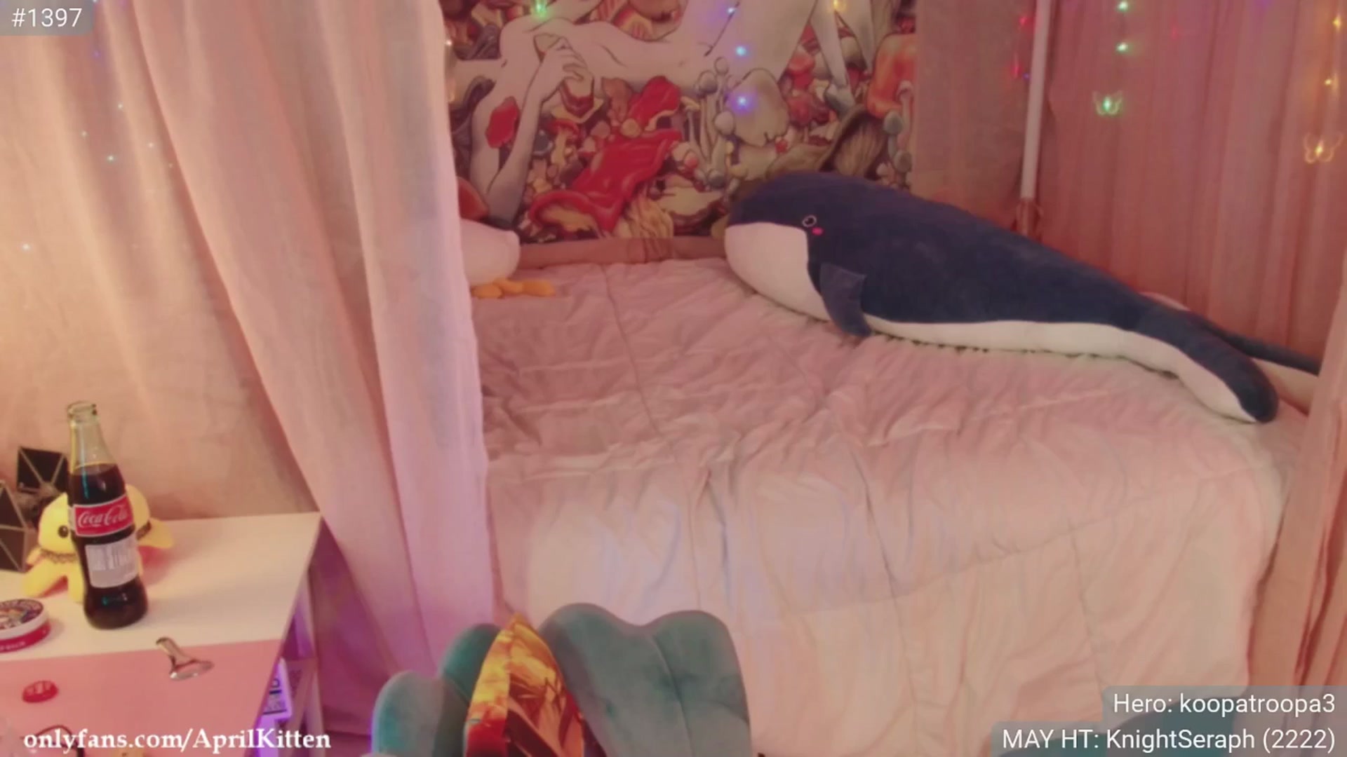 Gallery image thumbnail from April's myfreecams stream on, 05/29/2024, 06:31 image 16 of 20
