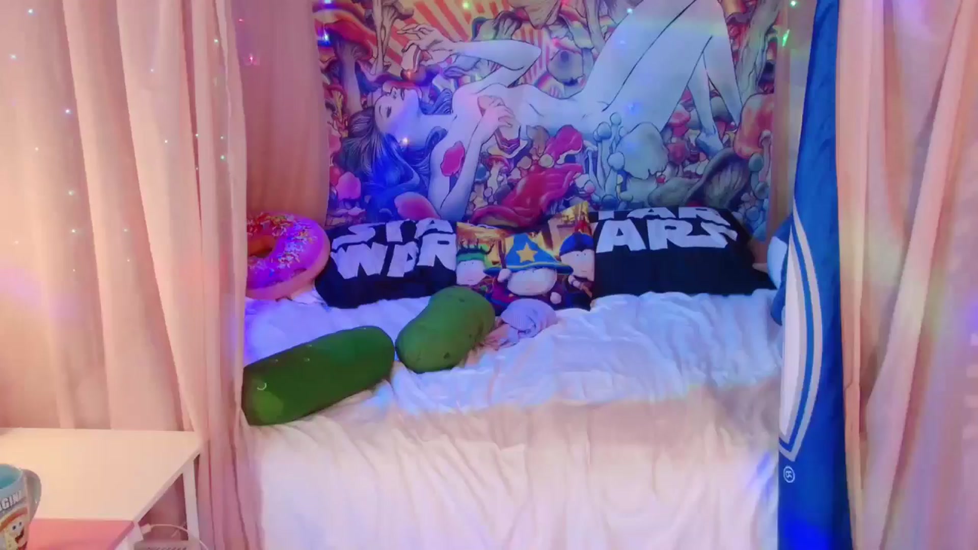 Gallery image thumbnail from April's myfreecams stream on, 08/23/2024, 05:33 image 10 of 20