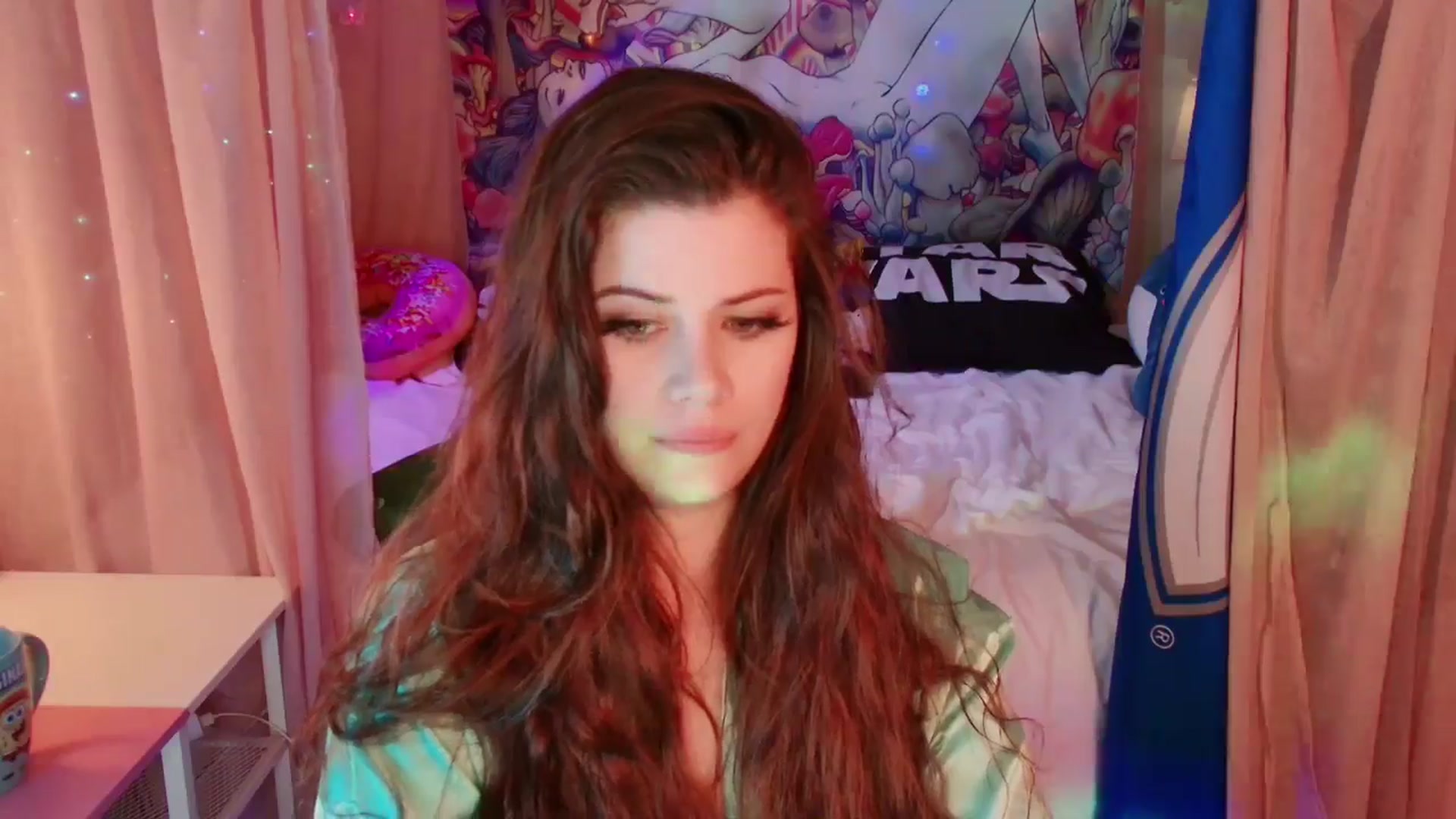 Gallery image thumbnail from April's myfreecams stream on, 08/23/2024, 05:33 image 15 of 20