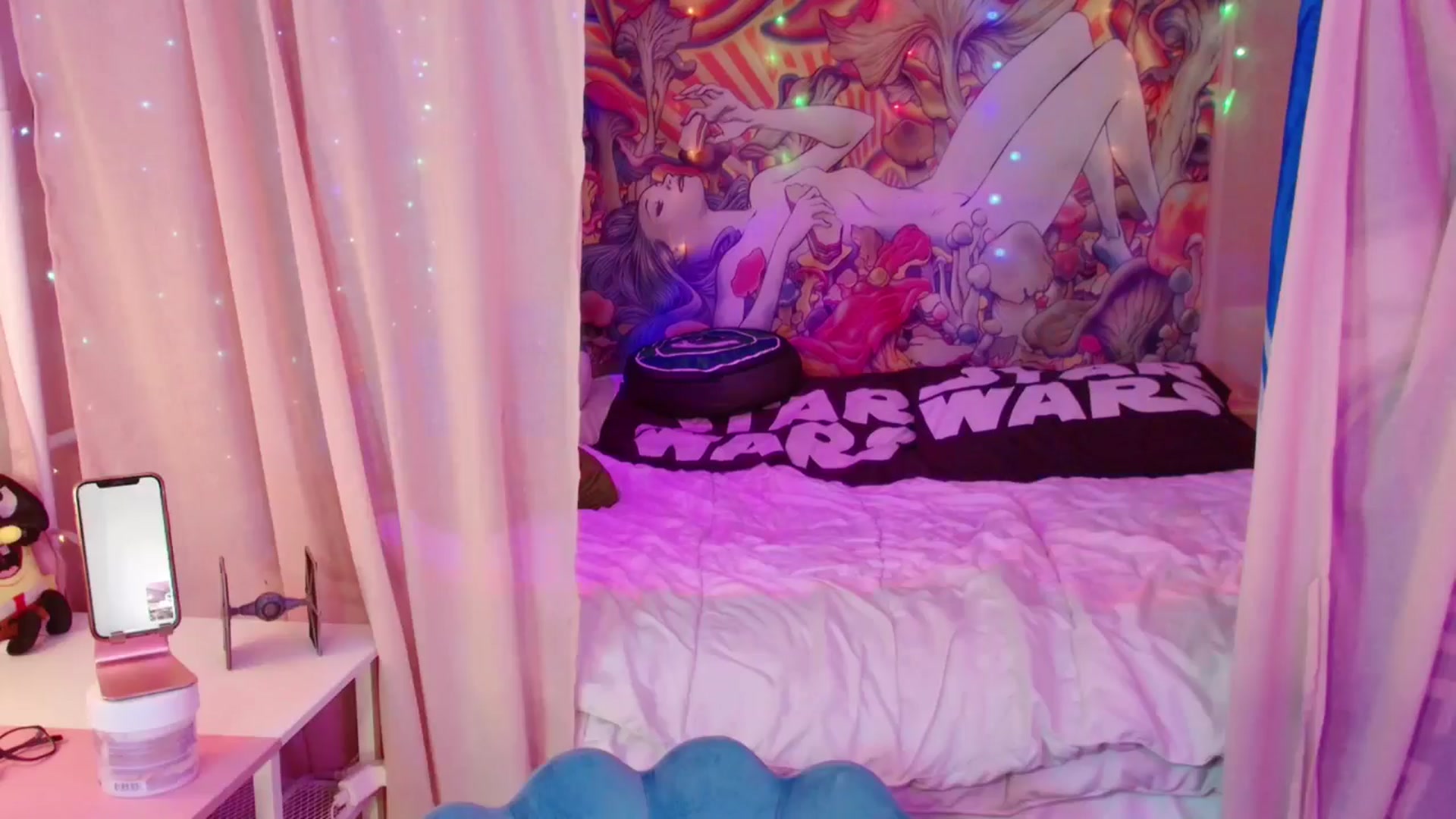 Gallery image thumbnail from April's myfreecams stream on, 08/29/2024, 05:34 image 2 of 20