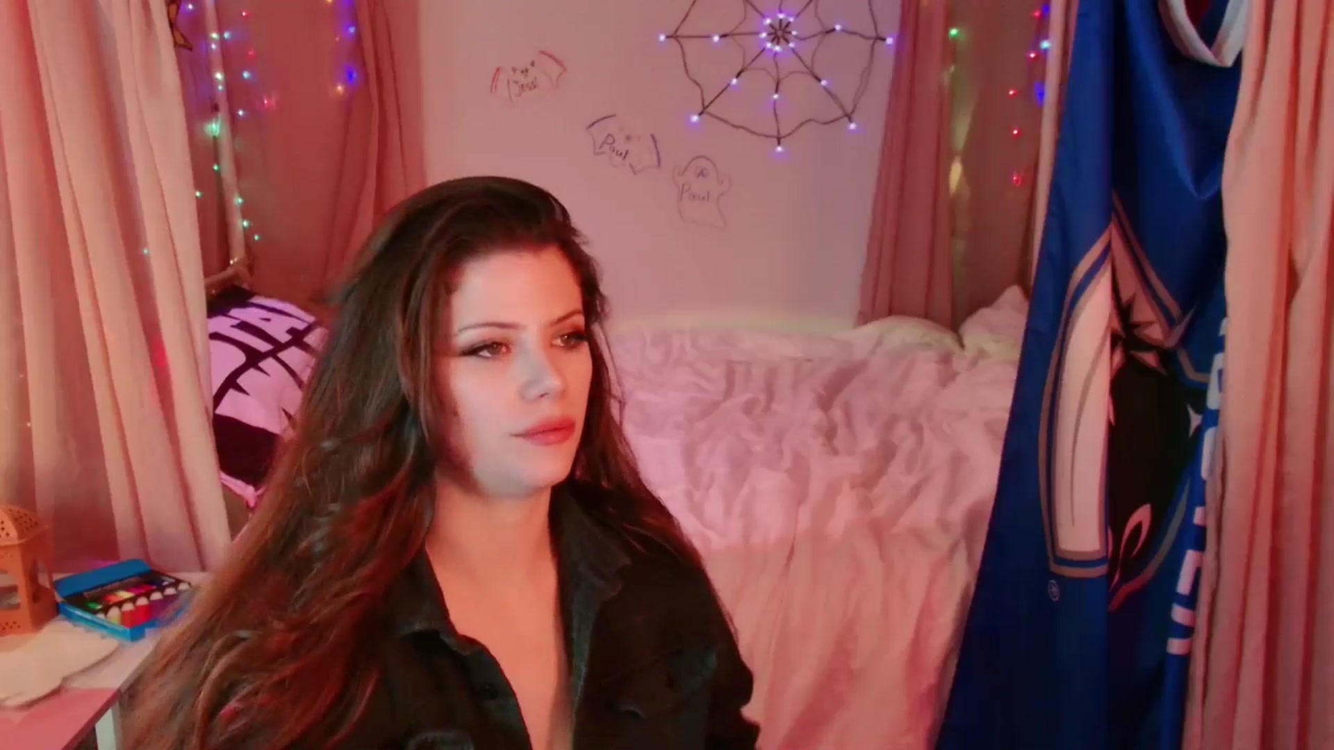 Gallery image thumbnail from April's myfreecams stream on, 09/29/2024, 05:32 image 15 of 20