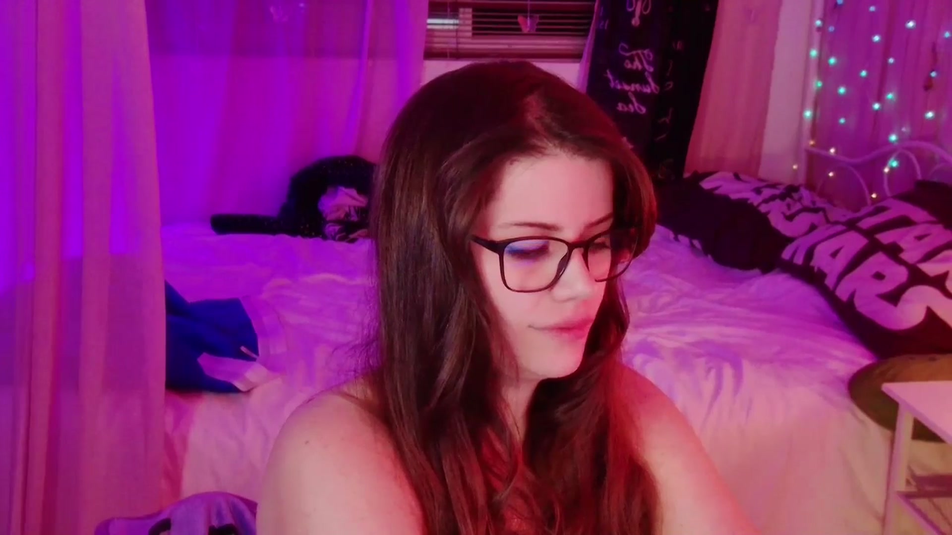 Gallery image thumbnail from April's myfreecams stream on, 01/15/2025, 08:34 image 20 of 20