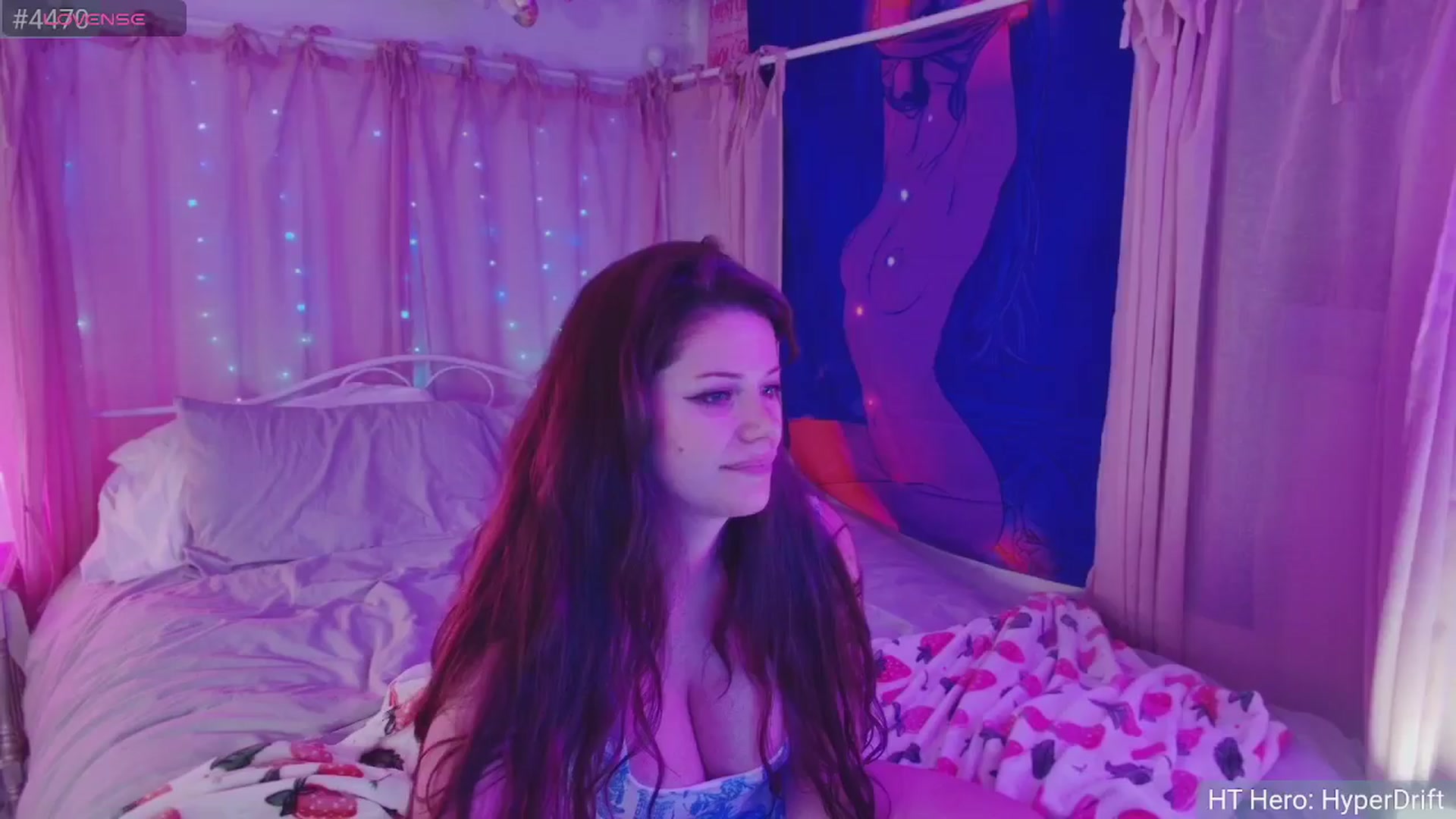 Gallery image thumbnail from April's myfreecams stream on, 06/17/2025, 07:05 image 9 of 20