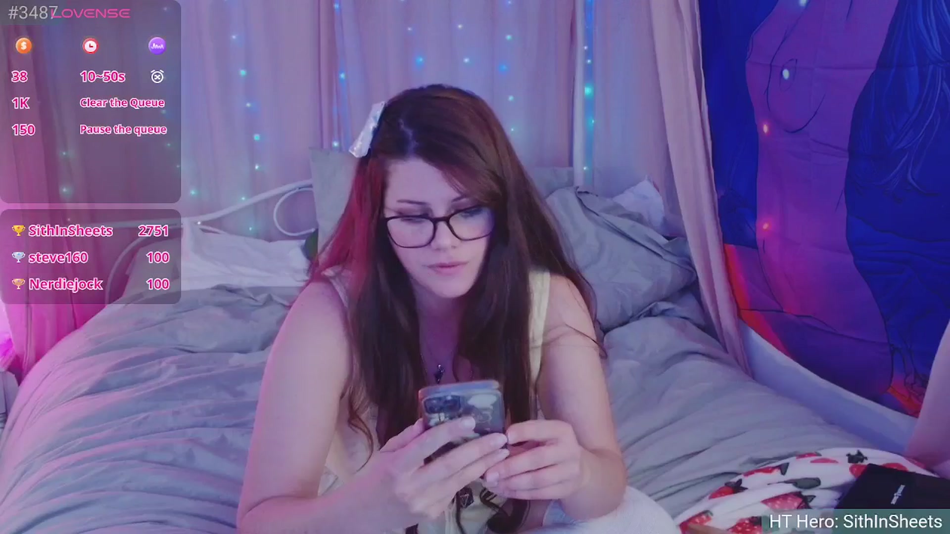 Gallery image thumbnail from April's myfreecams stream on, 06/27/2025, 06:10 image 15 of 20