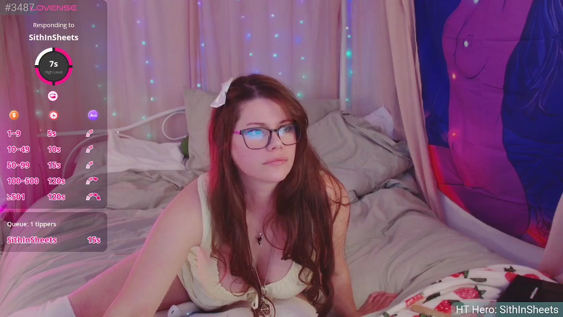Gallery image thumbnail from April's myfreecams stream on, 06/27/2025, 06:10 image 14 of 20