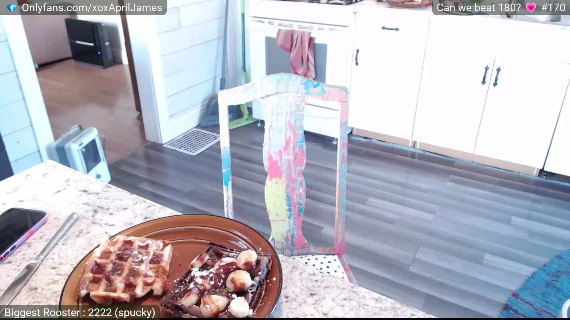 Gallery image thumbnail from AprilJames's myfreecams stream on, 11/24/2022, 19:46 image 14 of 20