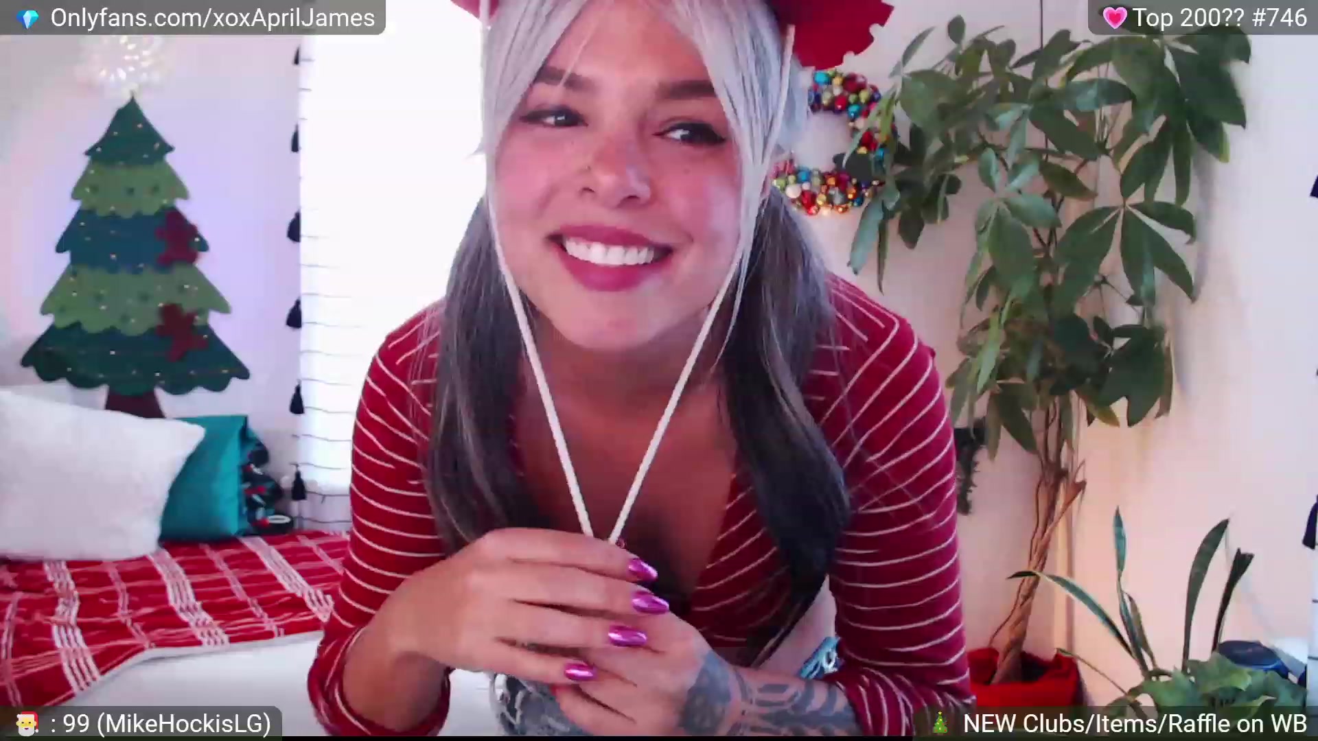 Gallery image thumbnail from AprilJames's myfreecams stream on, 12/03/2022, 20:00 image 3 of 20