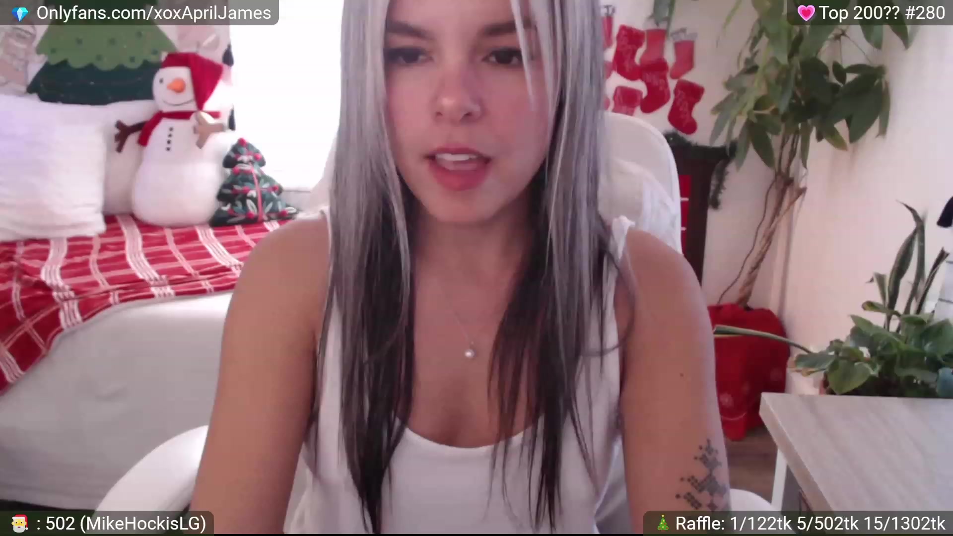 Gallery image thumbnail from AprilJames's myfreecams stream on, 12/20/2022, 21:10 image 4 of 20