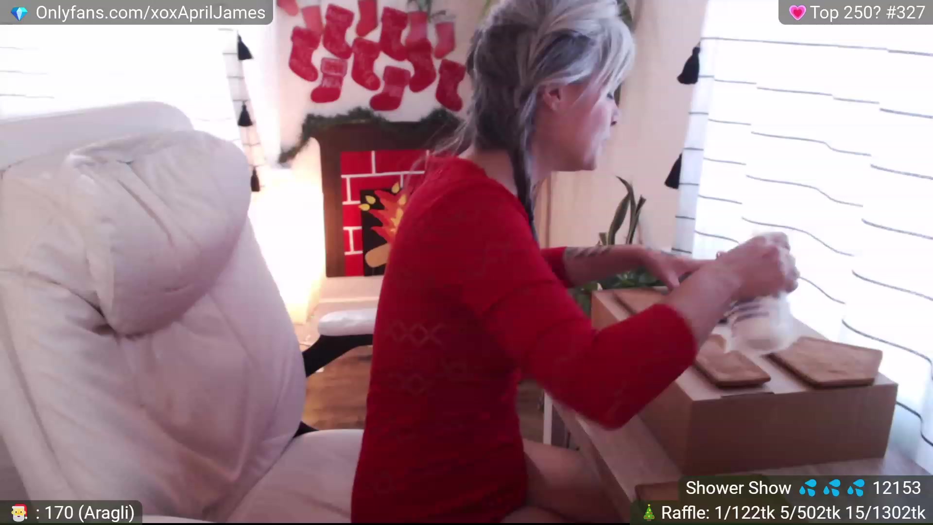 Gallery image thumbnail from AprilJames's myfreecams stream on, 12/23/2022, 20:41 image 1 of 20
