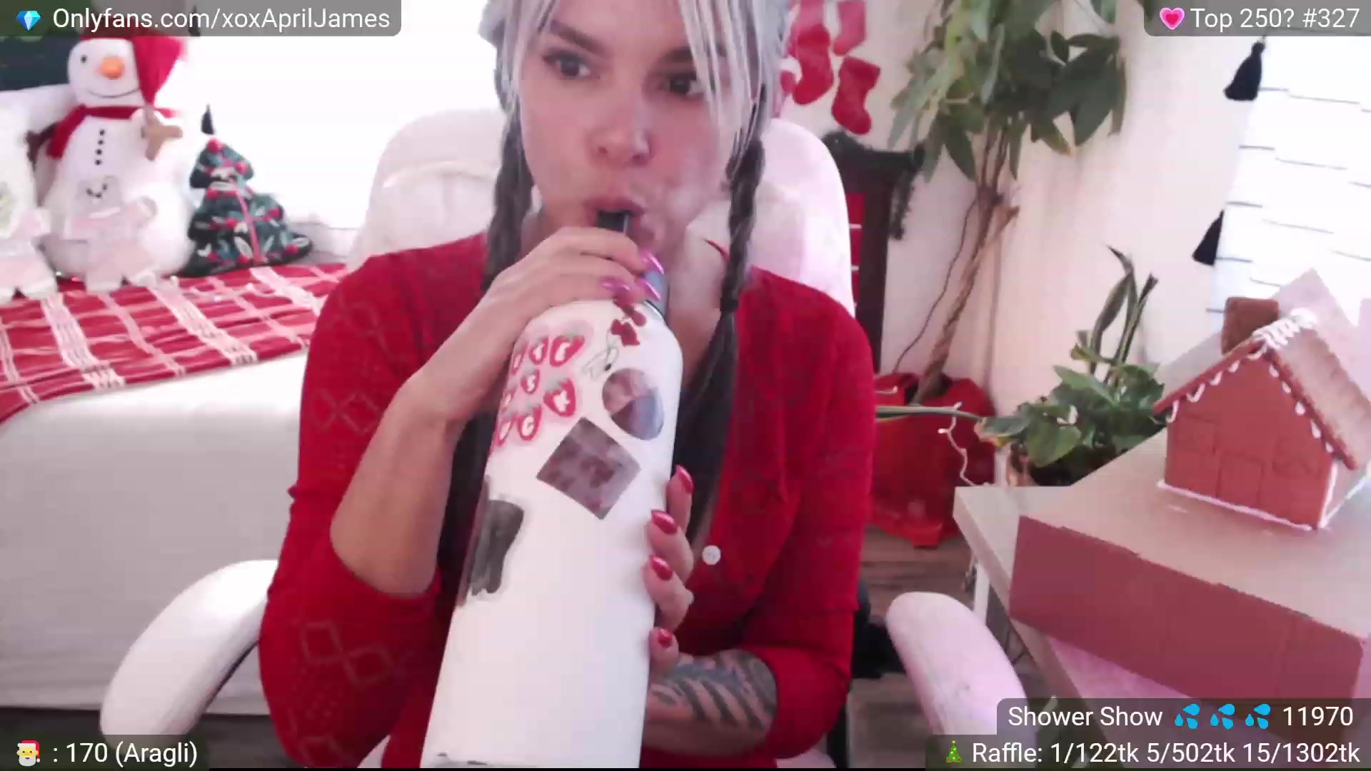 Gallery image thumbnail from AprilJames's myfreecams stream on, 12/23/2022, 20:41 image 6 of 20