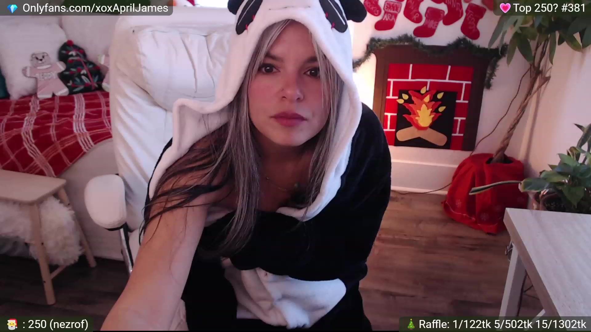 Gallery image thumbnail from AprilJames's myfreecams stream on, 12/29/2022, 16:52 image 13 of 20