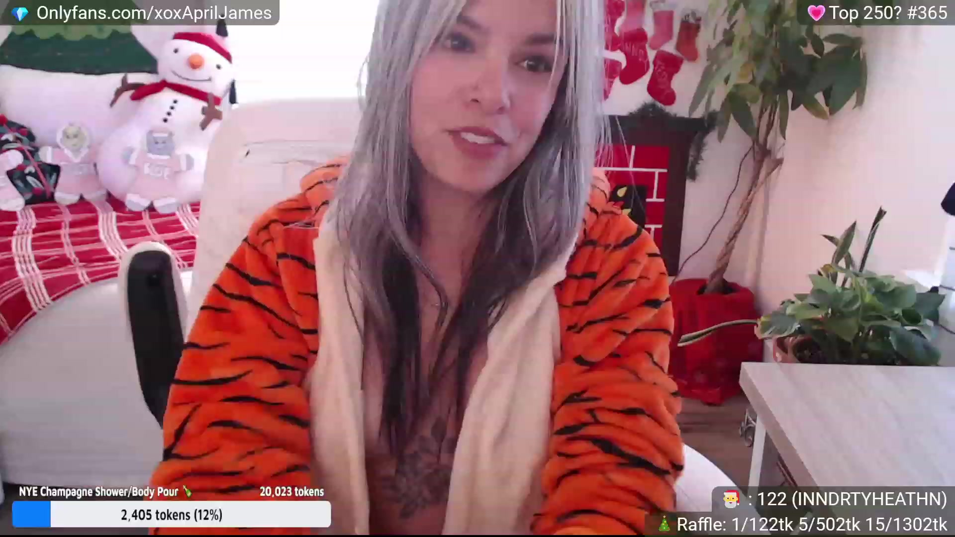 Gallery image thumbnail from AprilJames's myfreecams stream on, 12/31/2022, 19:04 image 1 of 20