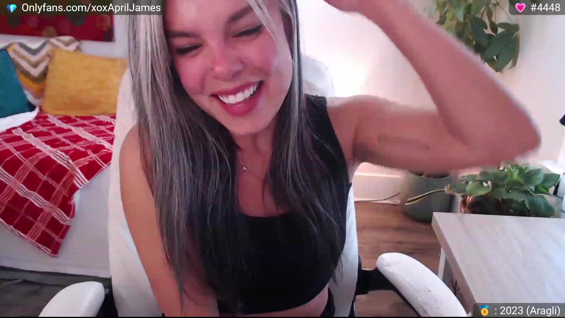 Gallery image thumbnail from AprilJames's myfreecams stream on, 01/03/2023, 18:39 image 8 of 20