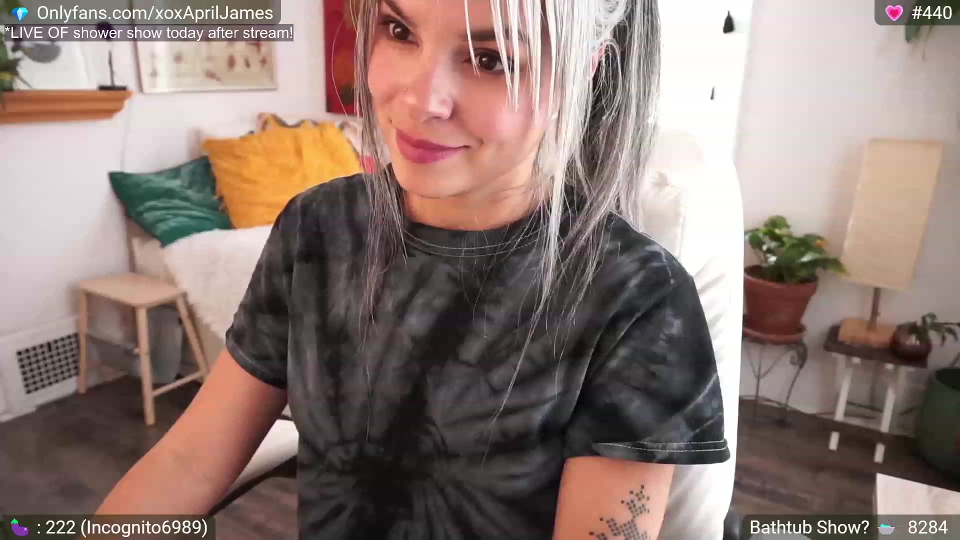 Gallery image thumbnail from AprilJames's myfreecams stream on, 01/20/2023, 18:52 image 9 of 20