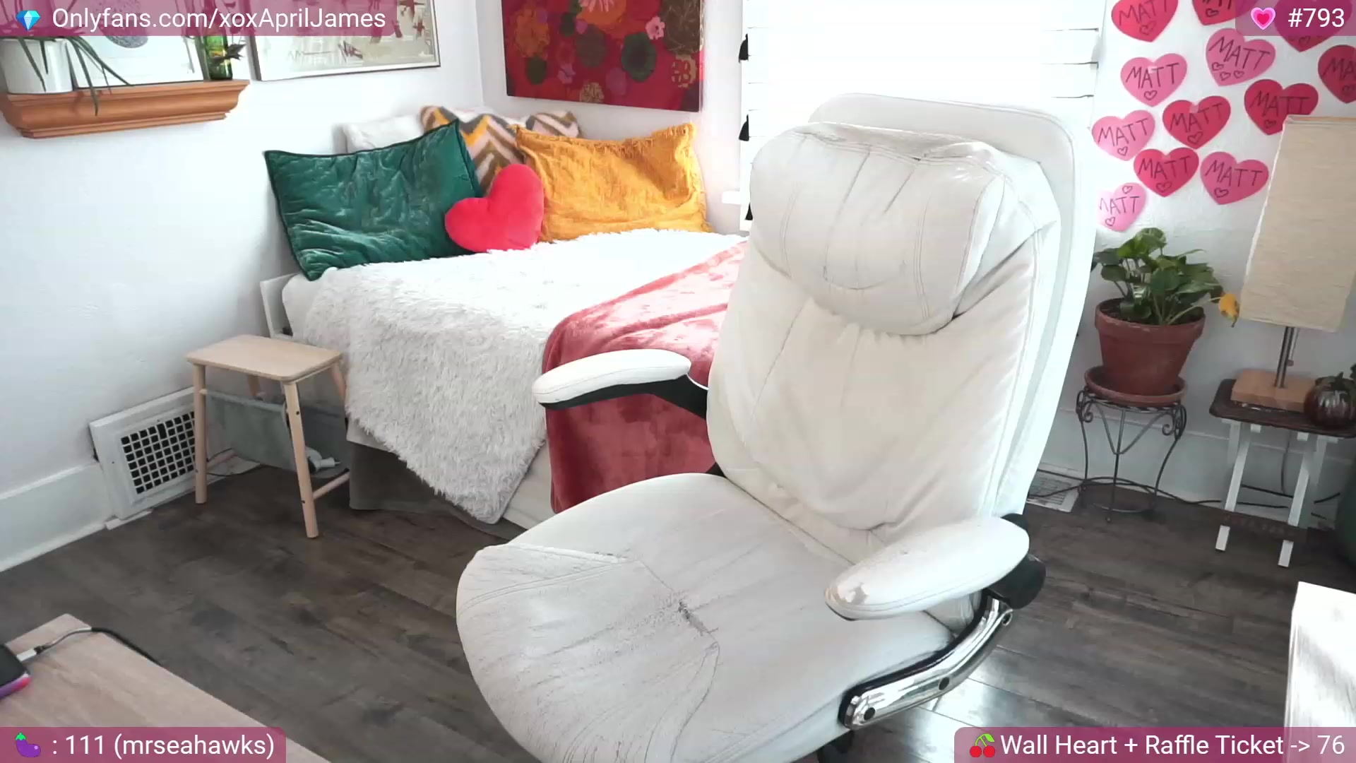 Gallery image thumbnail from AprilJames's myfreecams stream on, 02/05/2023, 19:54 image 1 of 20