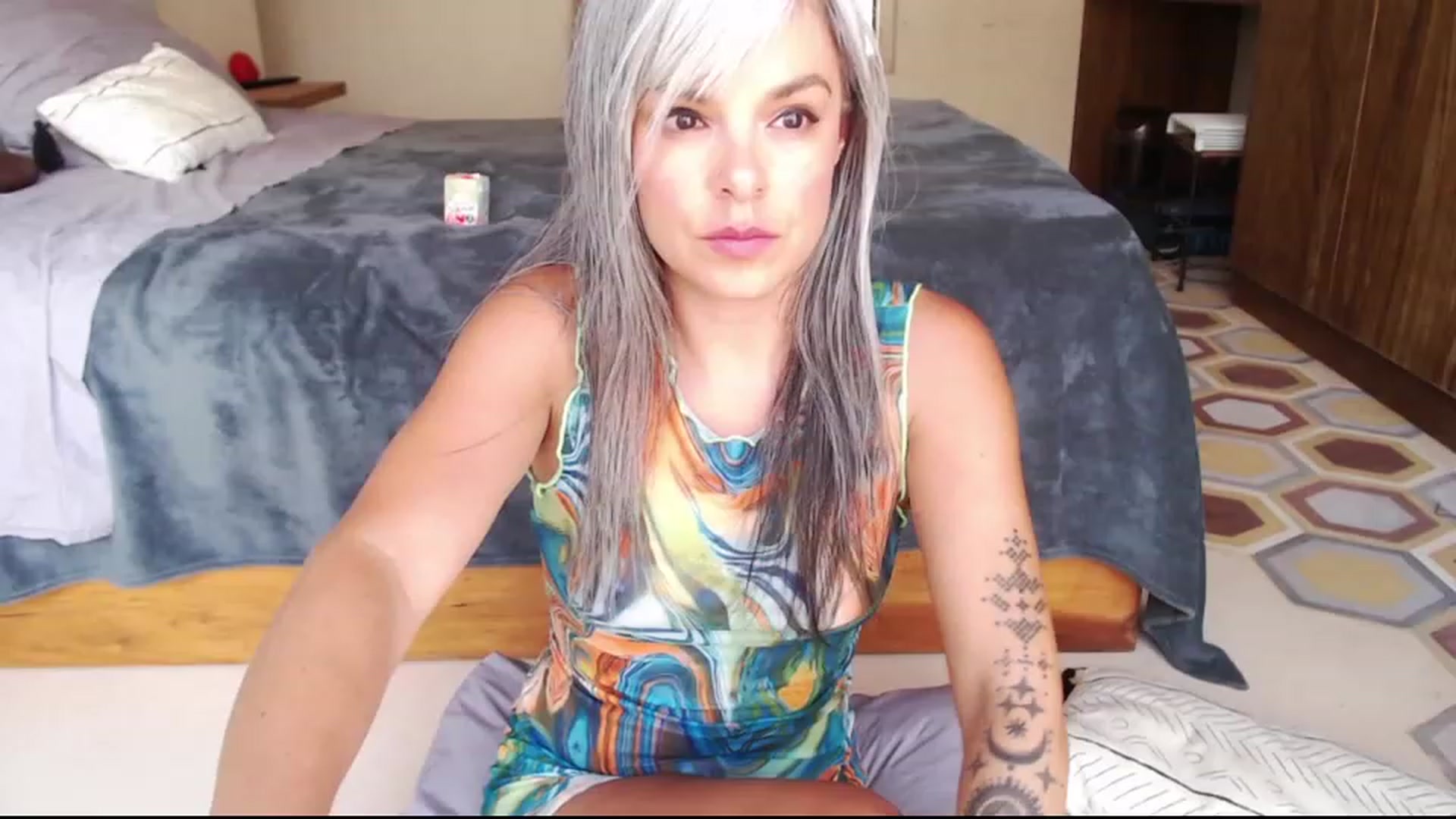 Gallery image thumbnail from AprilJames's myfreecams stream on, 03/02/2023, 16:27 image 5 of 20