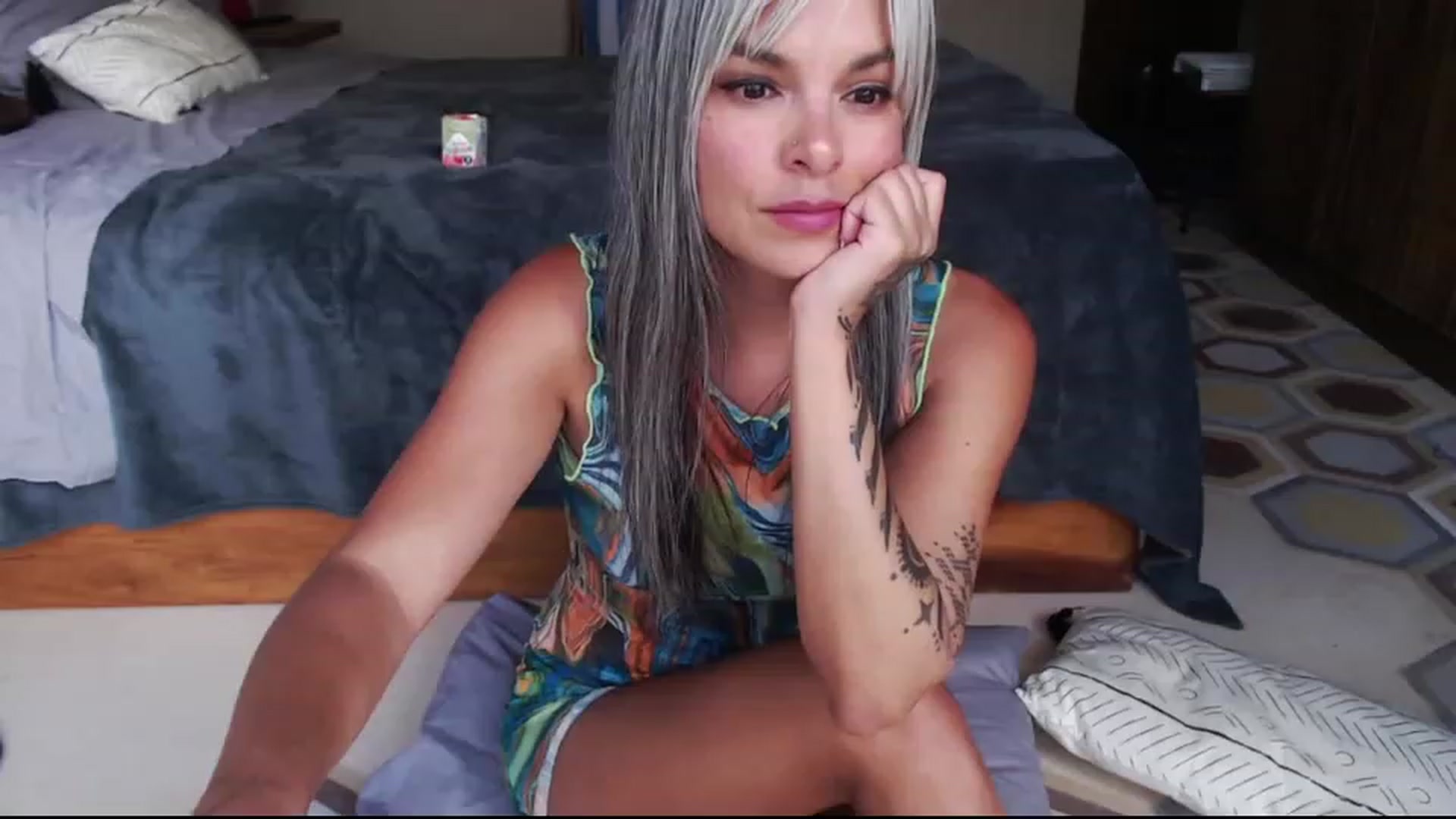 Gallery image thumbnail from AprilJames's myfreecams stream on, 03/02/2023, 16:27 image 2 of 20