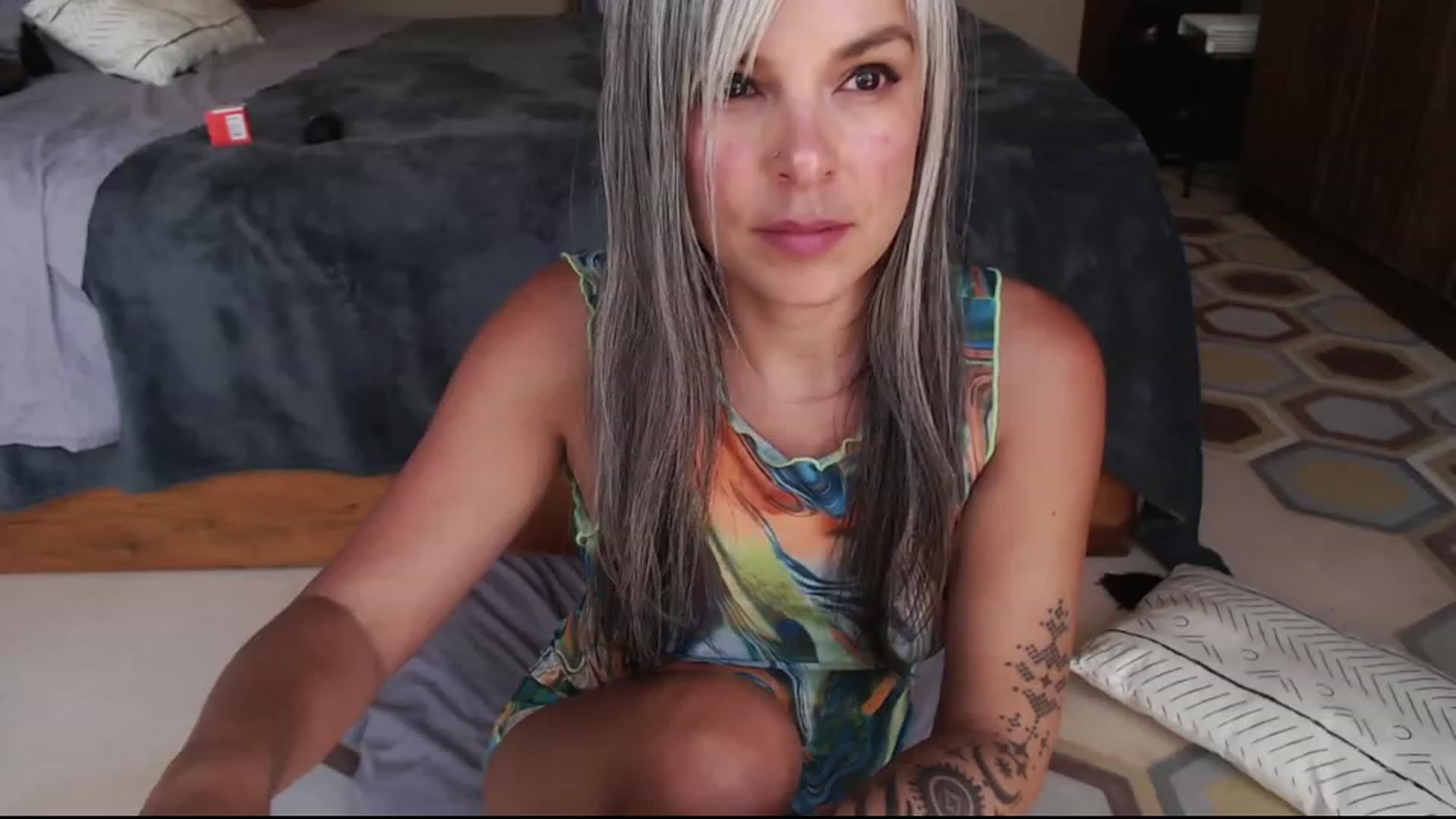 Gallery image thumbnail from AprilJames's myfreecams stream on, 03/02/2023, 17:42 image 7 of 20