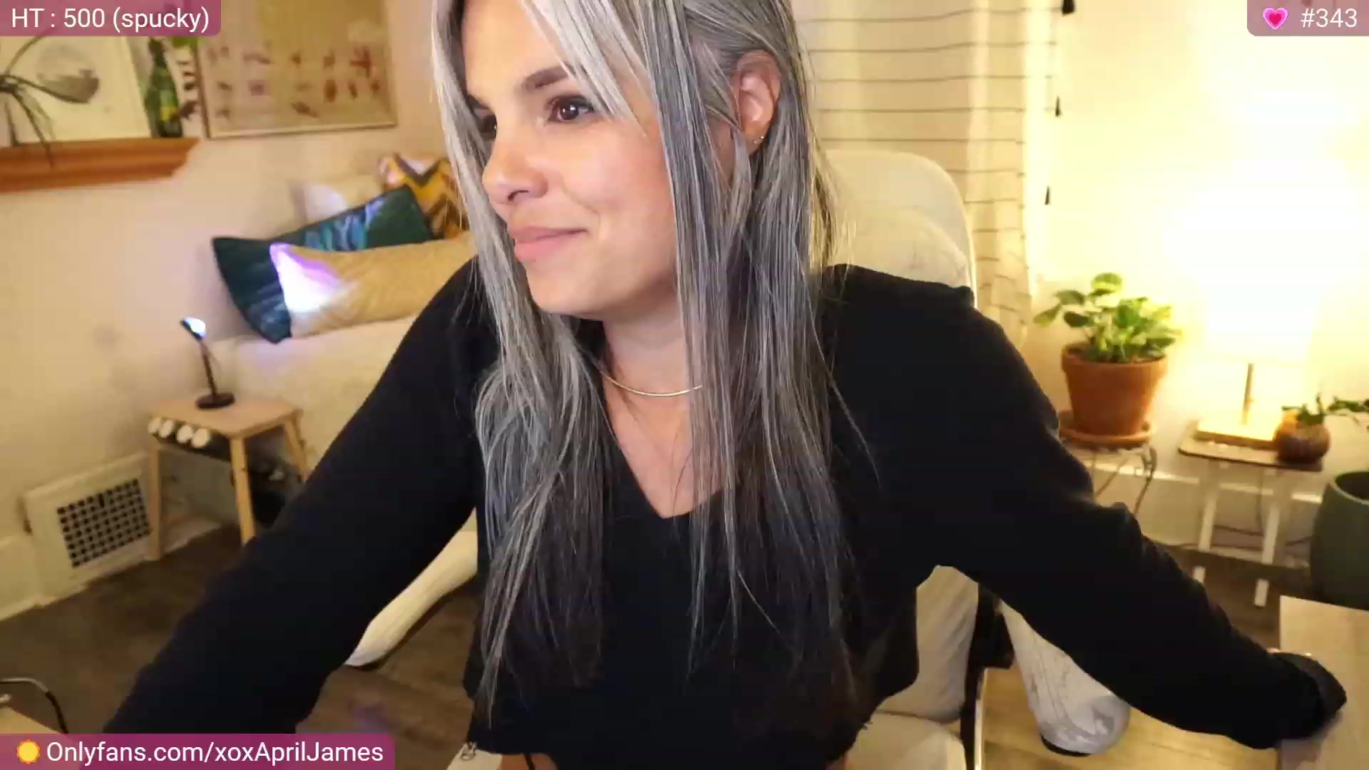 Gallery image thumbnail from AprilJames's myfreecams stream on, 03/24/2023, 02:01 image 14 of 20