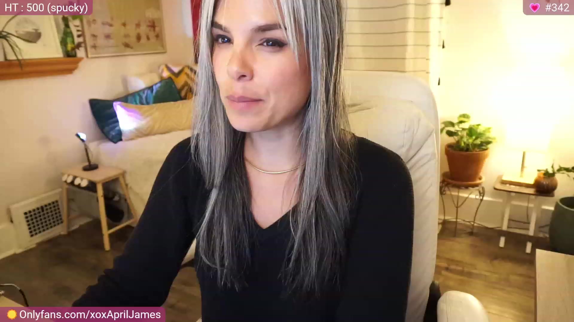 Gallery image thumbnail from AprilJames's myfreecams stream on, 03/24/2023, 02:01 image 10 of 20