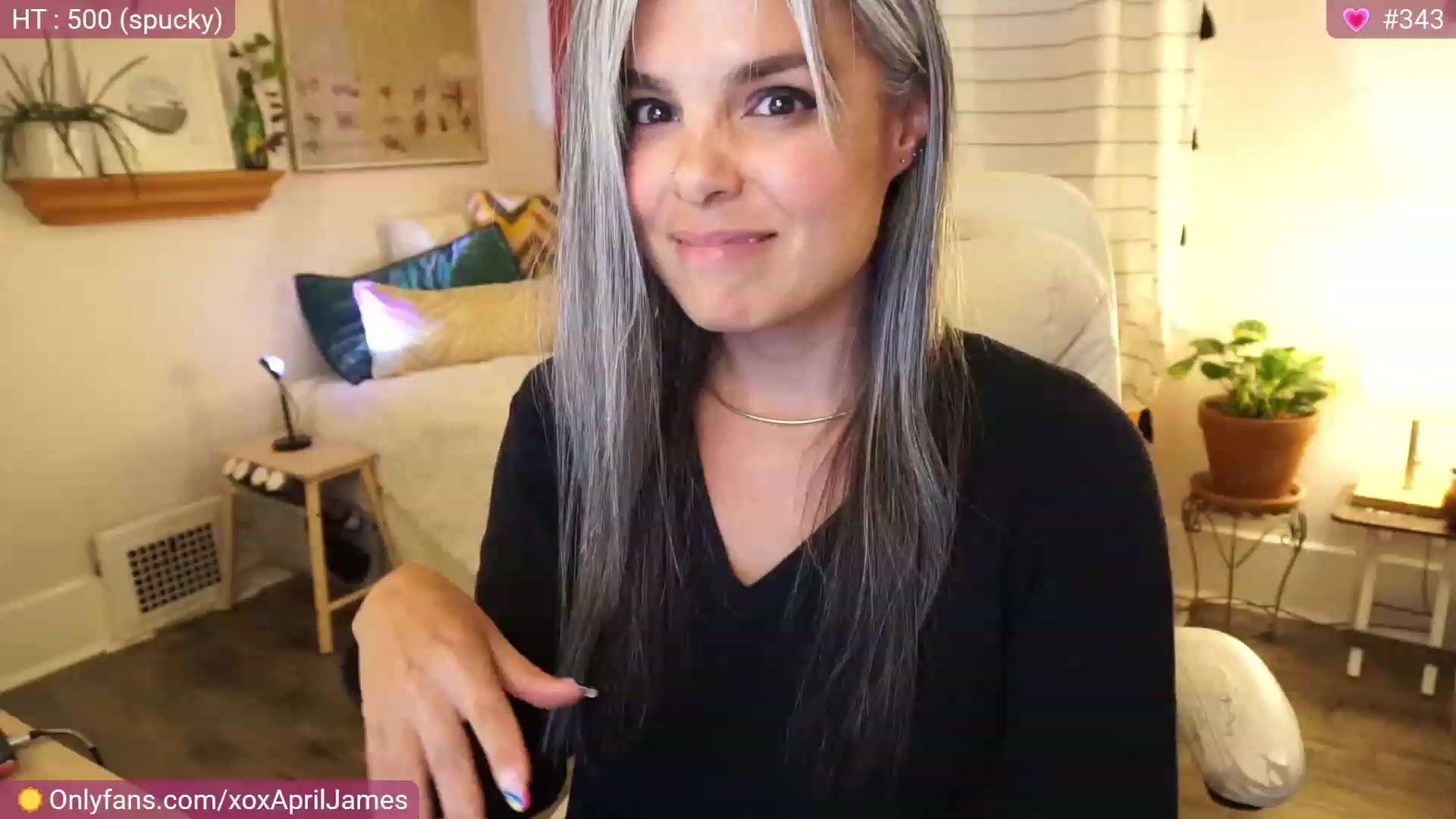 Gallery image thumbnail from AprilJames's myfreecams stream on, 03/24/2023, 02:01 image 3 of 20