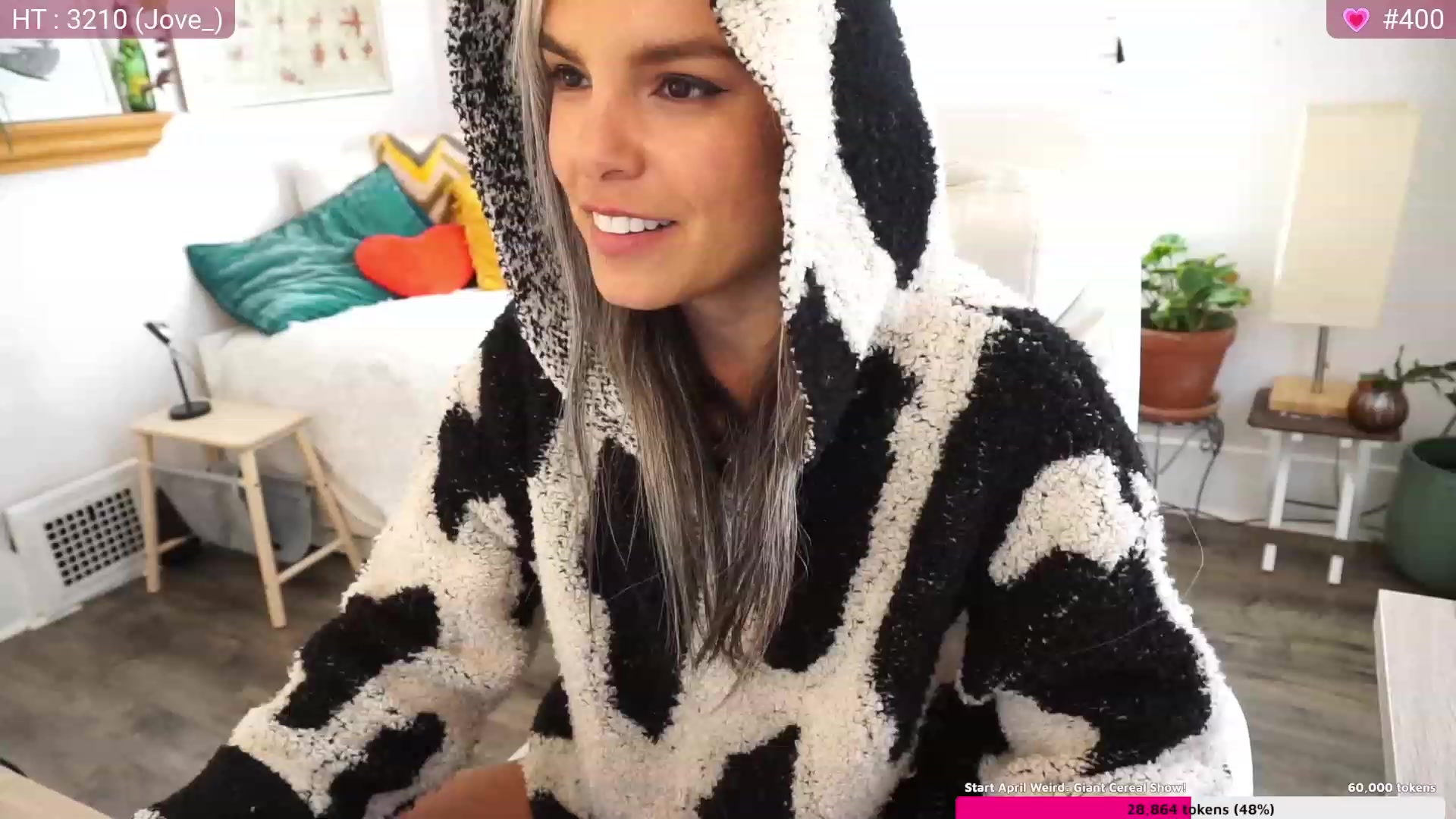 Gallery image thumbnail from AprilJames's myfreecams stream on, 03/31/2023, 18:15 image 18 of 20