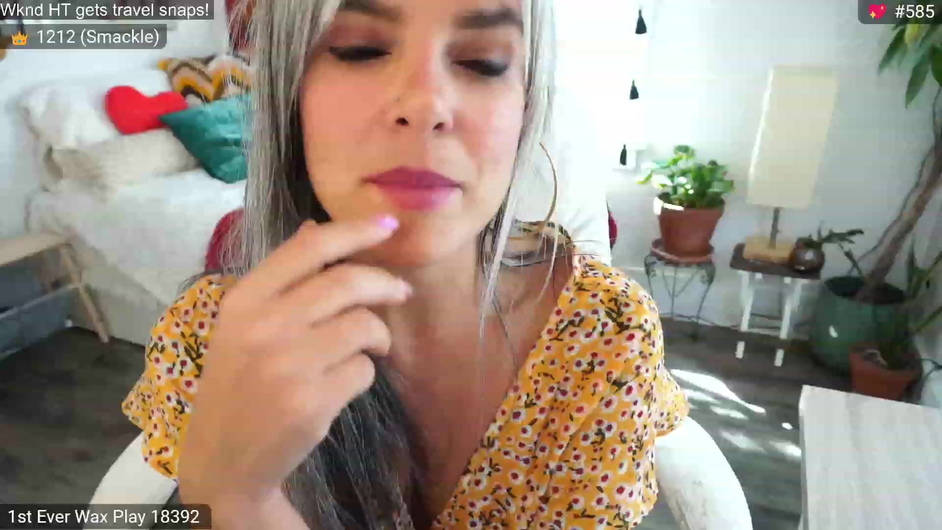 Gallery image thumbnail from AprilJames's myfreecams stream on, 04/15/2023, 18:09 image 5 of 20