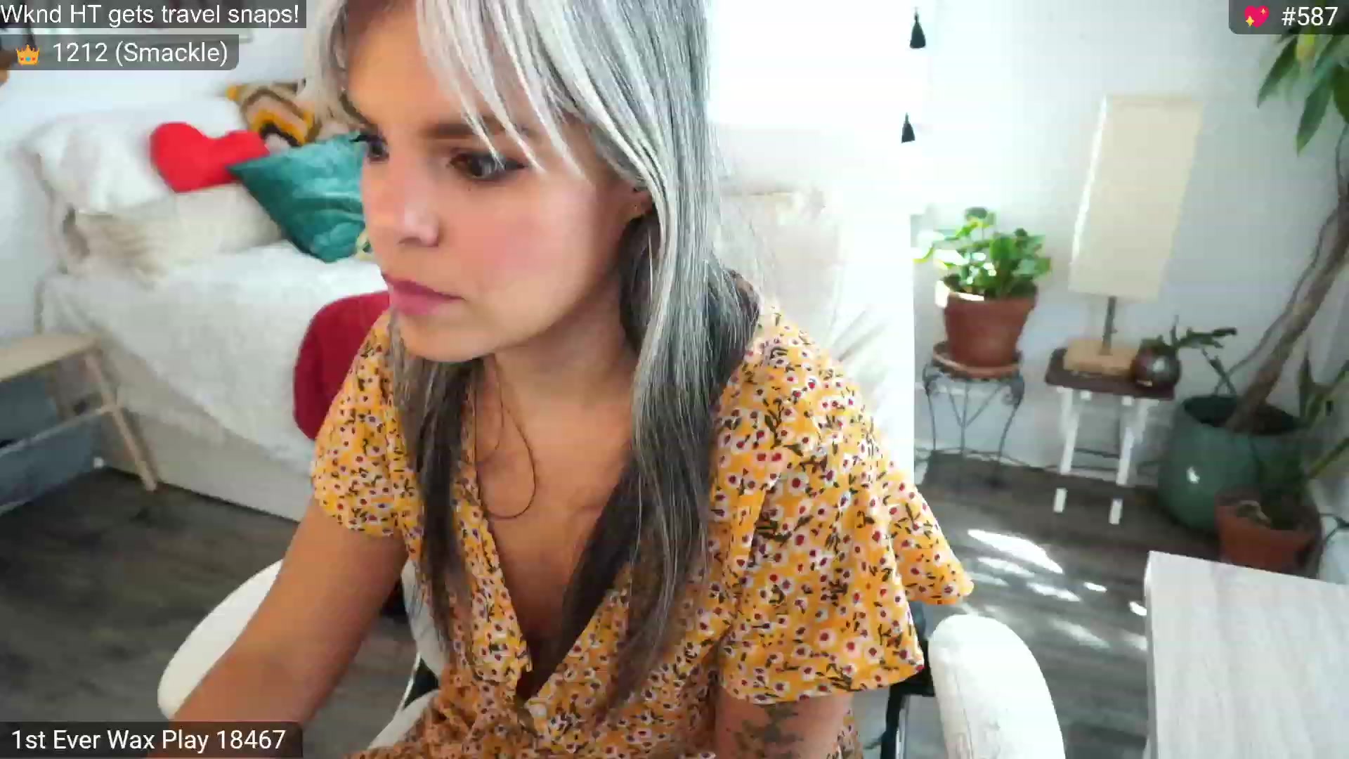 Gallery image thumbnail from AprilJames's myfreecams stream on, 04/15/2023, 18:09 image 4 of 20