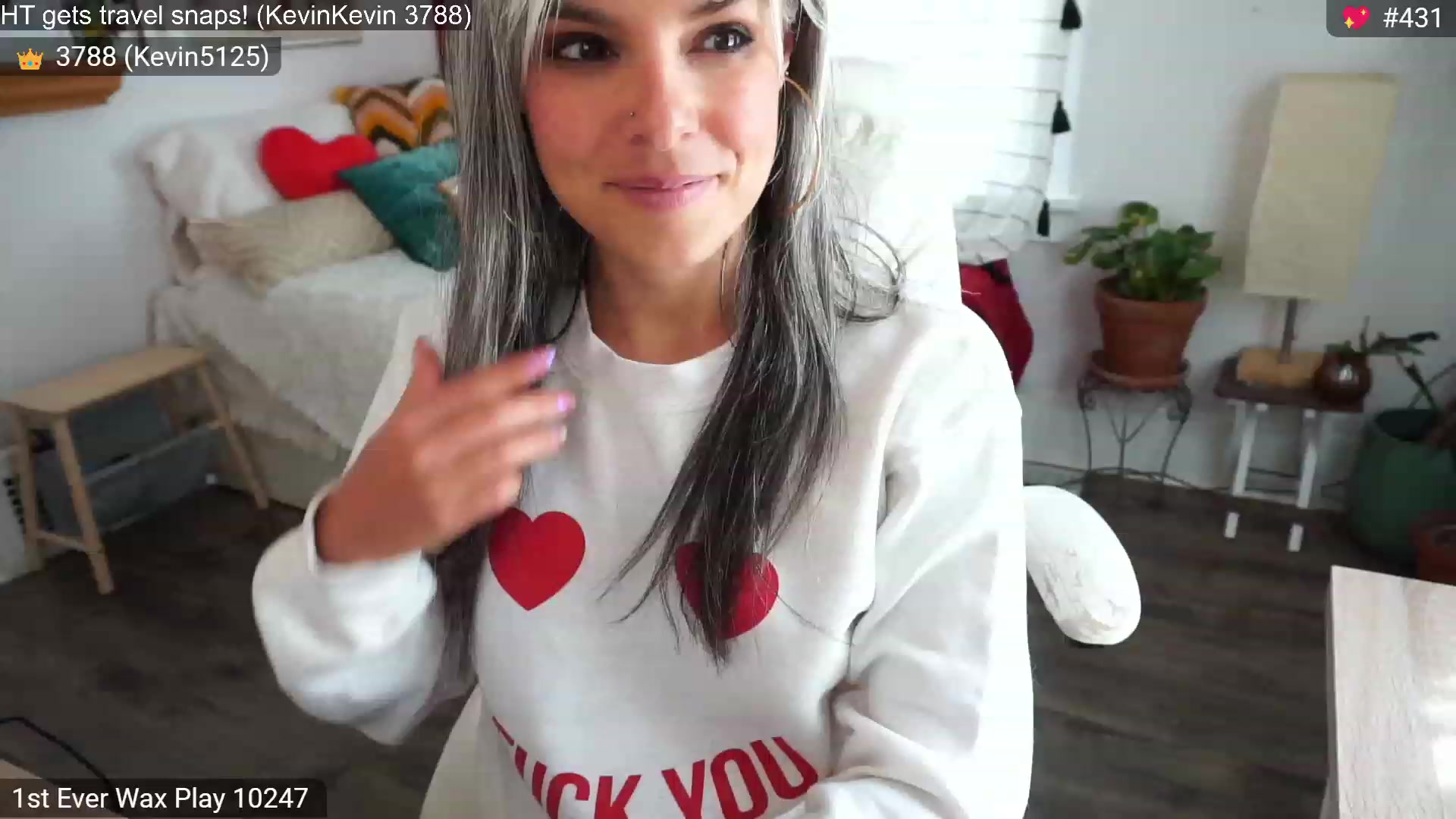 Gallery image thumbnail from AprilJames's myfreecams stream on, 04/15/2023, 21:31 image 4 of 20