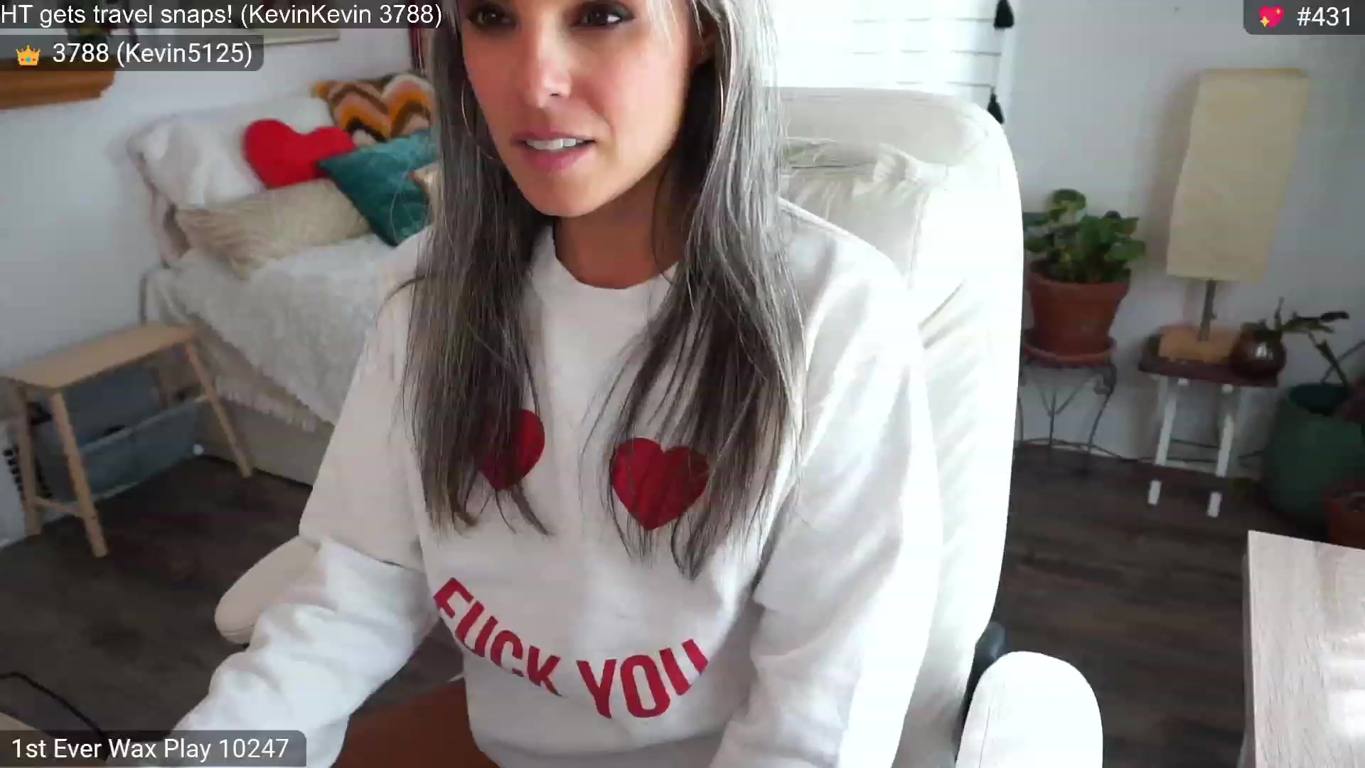Gallery image thumbnail from AprilJames's myfreecams stream on, 04/15/2023, 21:31 image 5 of 20