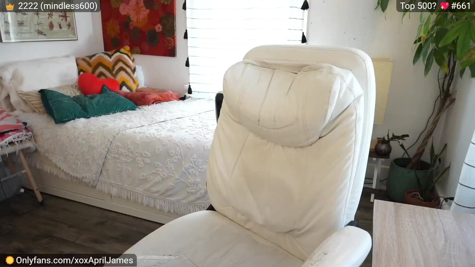 Gallery image thumbnail from AprilJames's myfreecams stream on, 04/29/2023, 17:19 image 19 of 20