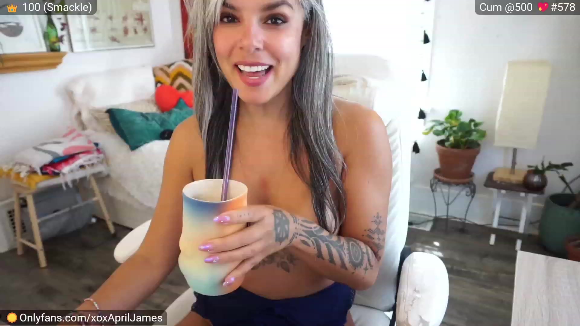 Gallery image thumbnail from AprilJames's myfreecams stream on, 04/30/2023, 18:45 image 2 of 20