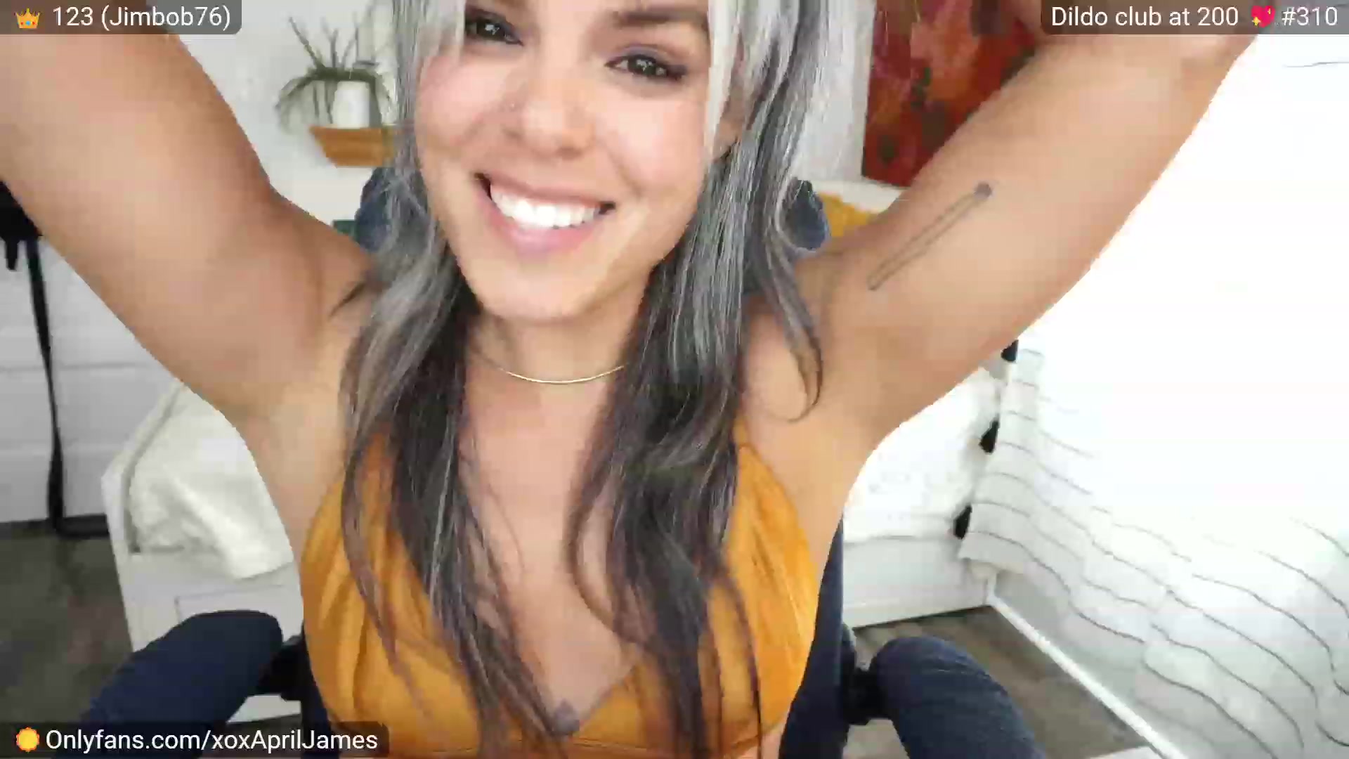 Gallery image thumbnail from AprilJames's myfreecams stream on, 05/07/2023, 19:16 image 19 of 20