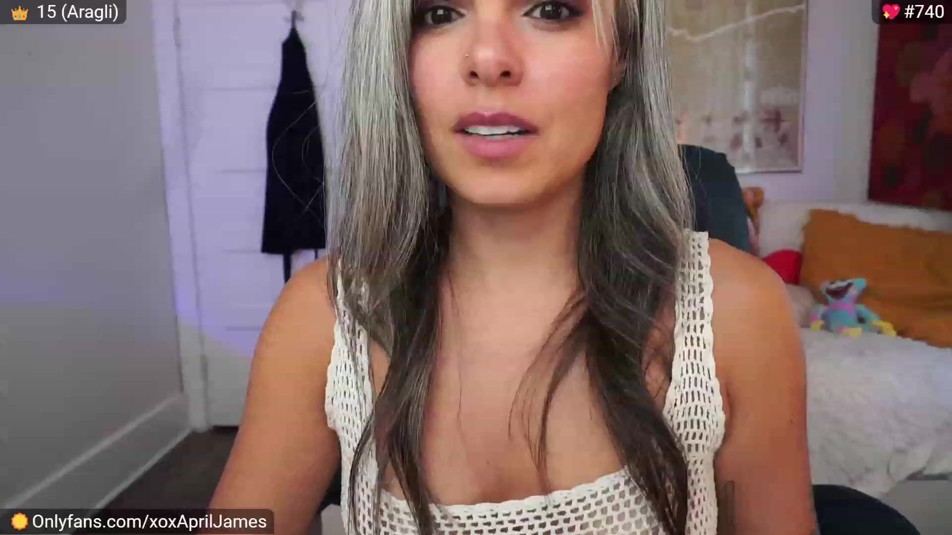 Gallery image thumbnail from AprilJames's myfreecams stream on, 05/15/2023, 23:27 image 4 of 20
