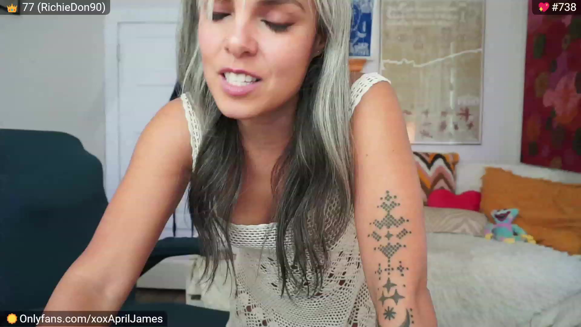 Gallery image thumbnail from AprilJames's myfreecams stream on, 05/15/2023, 23:27 image 9 of 20