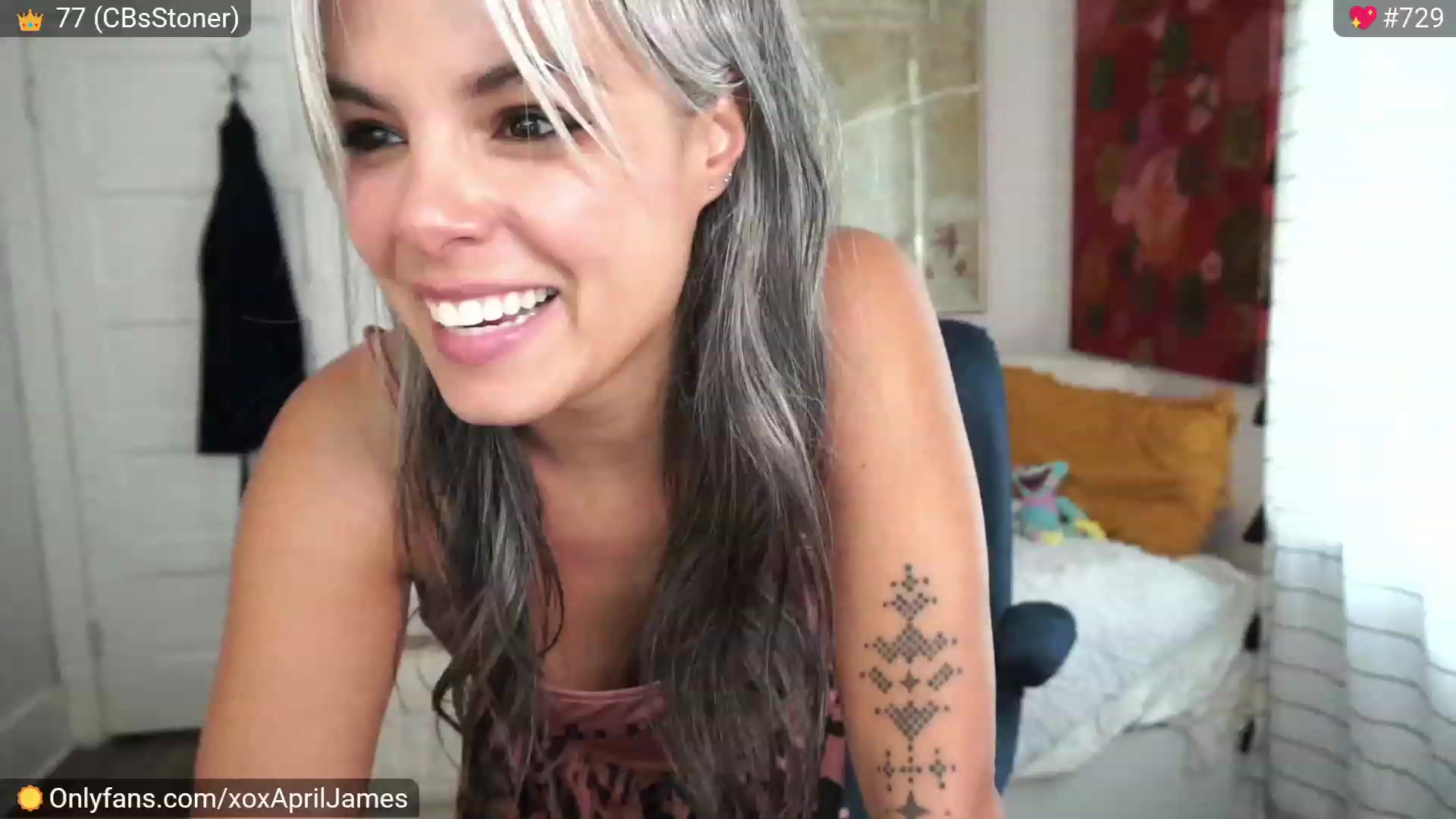 Gallery image thumbnail from AprilJames's myfreecams stream on, 05/16/2023, 17:23 image 10 of 20