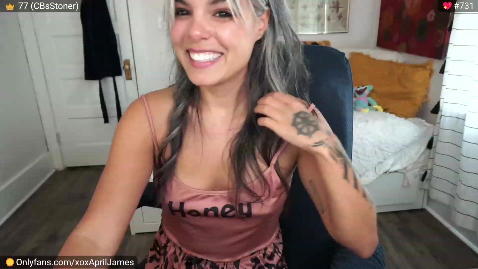 Gallery image thumbnail from AprilJames's myfreecams stream on, 05/16/2023, 17:23 image 5 of 20